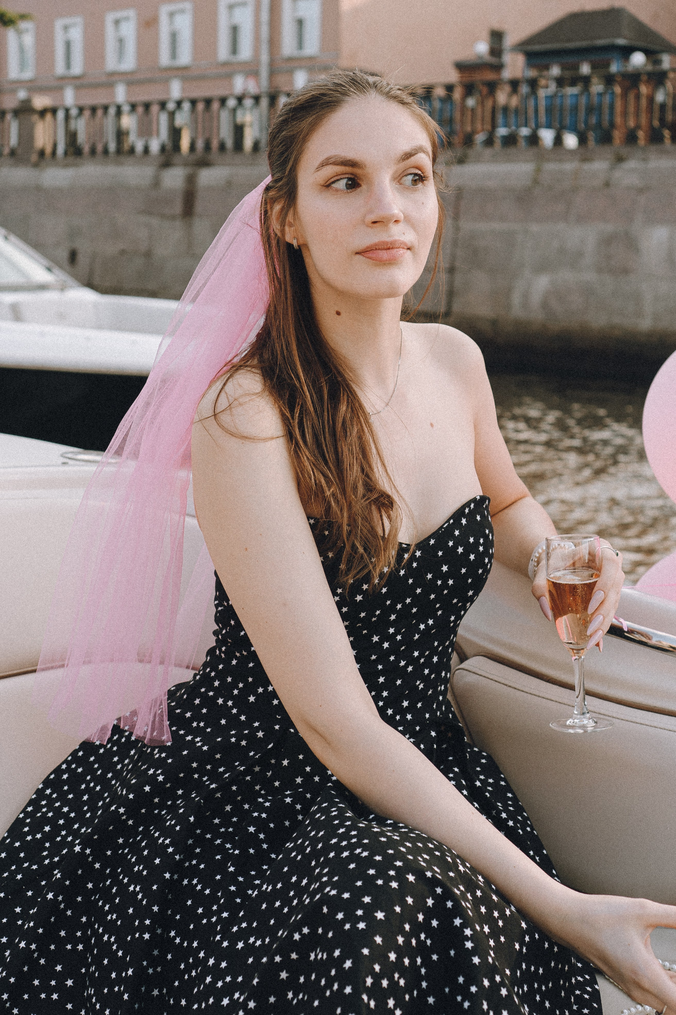 ДЕВИЧНИК НА КАТЕРЕ. Профессиональный фотограф, Санкт-Петербург — Виктория Богомолова