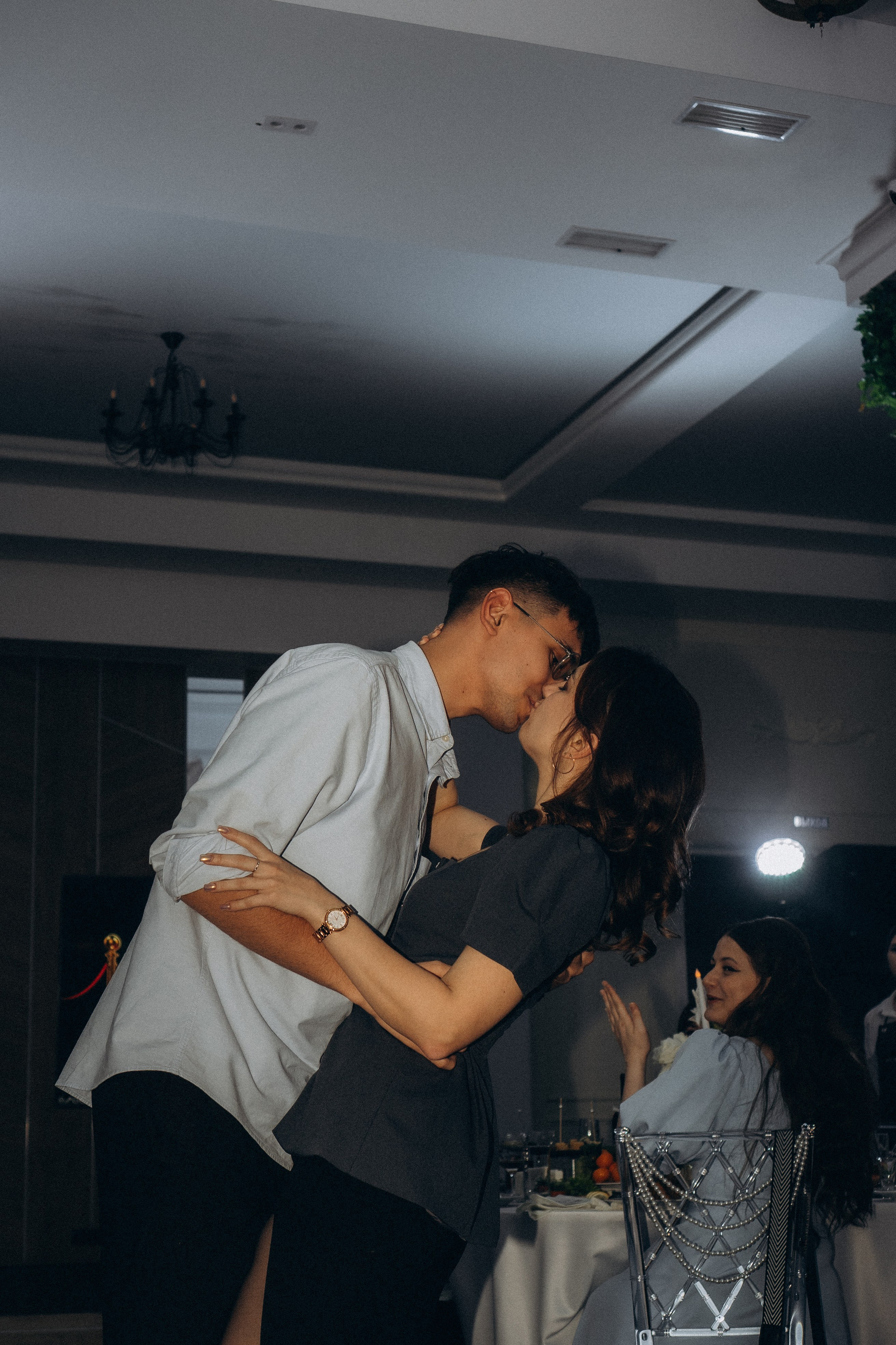 СВАДЕБНАЯ СЬЕМКА СБОРОВ В ОТЕЛЕ И ВЫЕЗД НА ЦЕРЕМОНИЮ (СНЯТО В СИБИРЕ В НИЖНЕВАРТОВСКЕ). Профессиональный фотограф, Санкт-Петербург — Виктория Богомолова