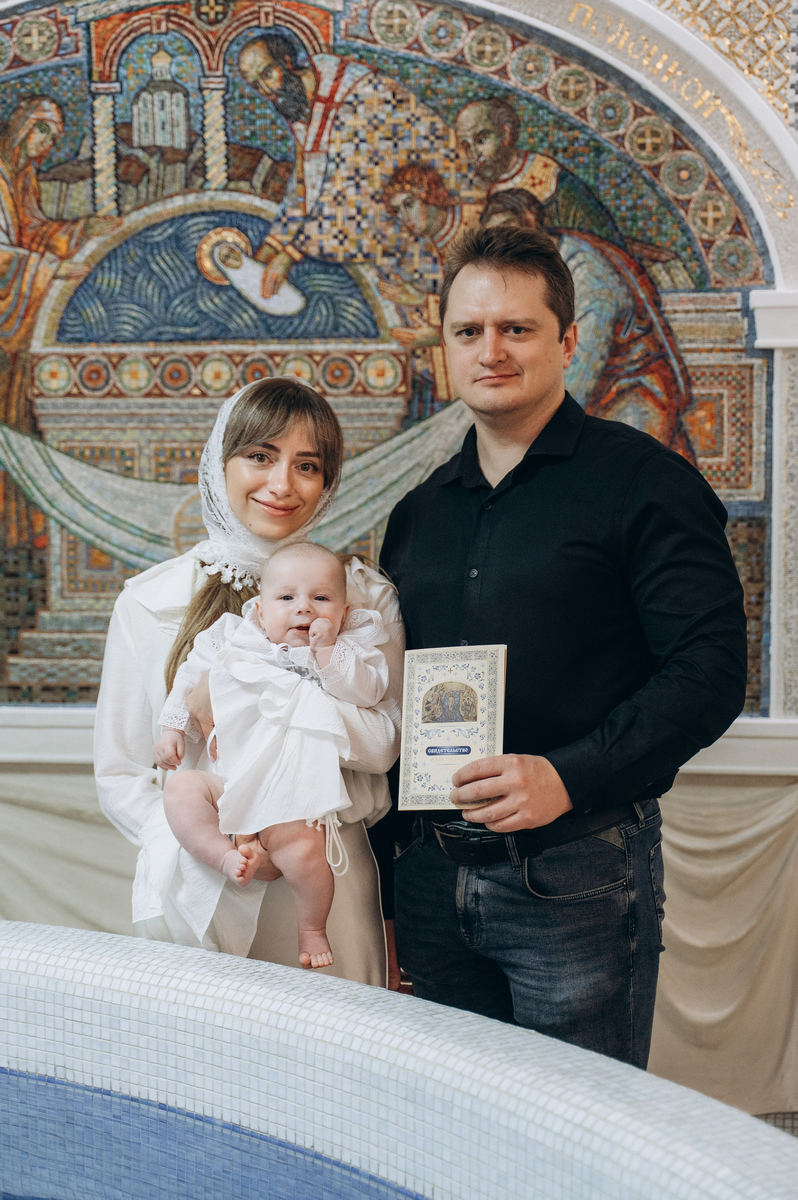 Крещение Тимура (Храм Святой Троицы). Семейный фотограф в Минске Дарья Дреко