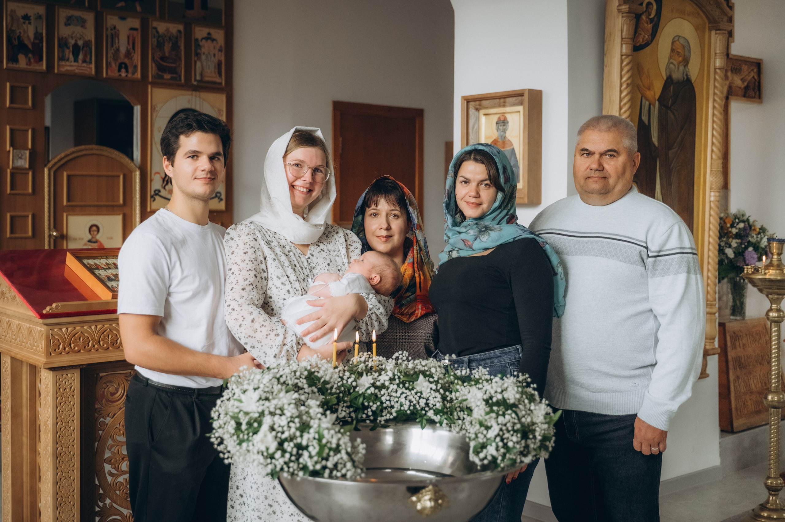 Крещение Ромы (Приход храма святой Равноапостольной княгини Ольги). Семейный фотограф в Минске Дарья Дреко