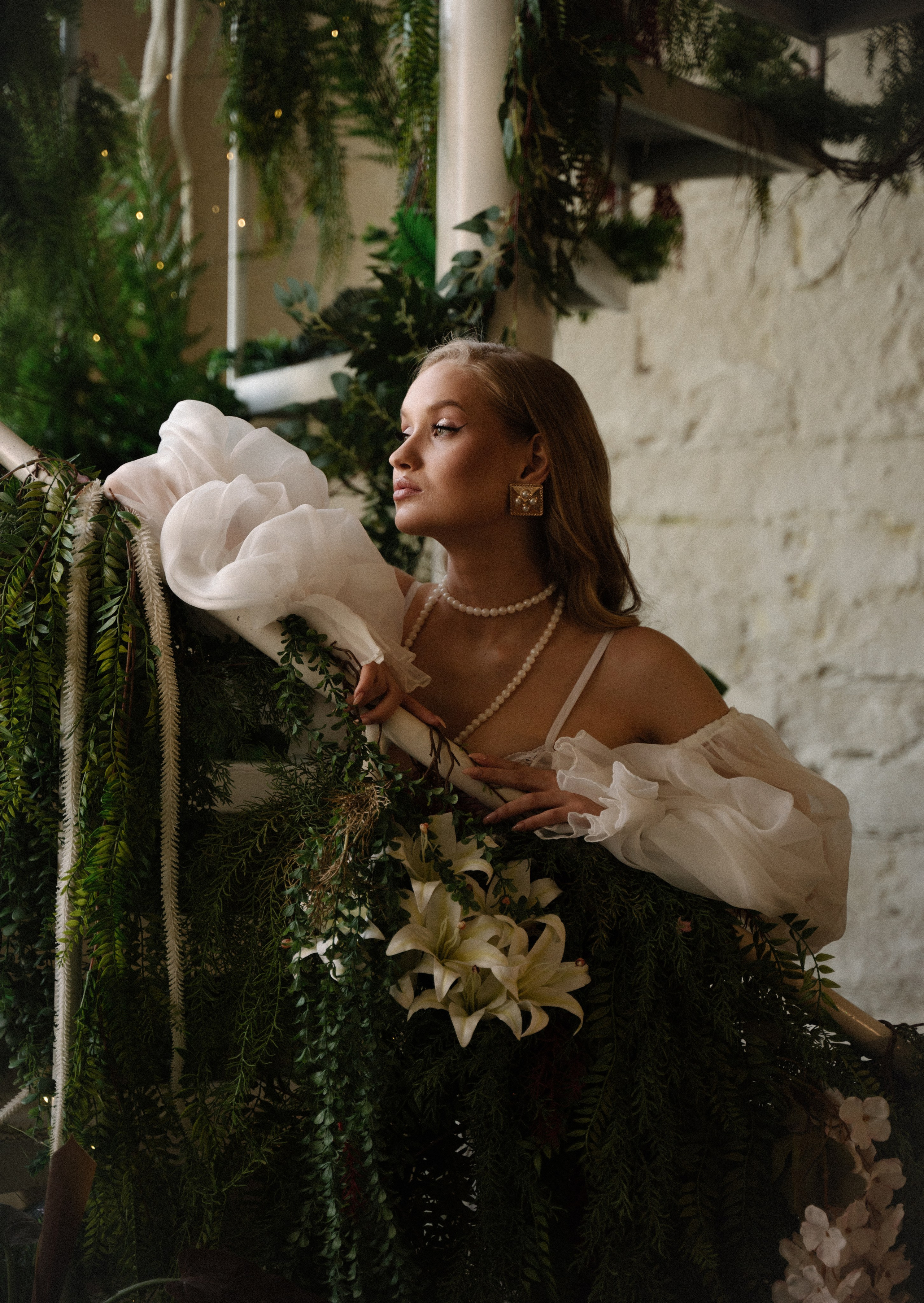 Невеста на пикнике в замке