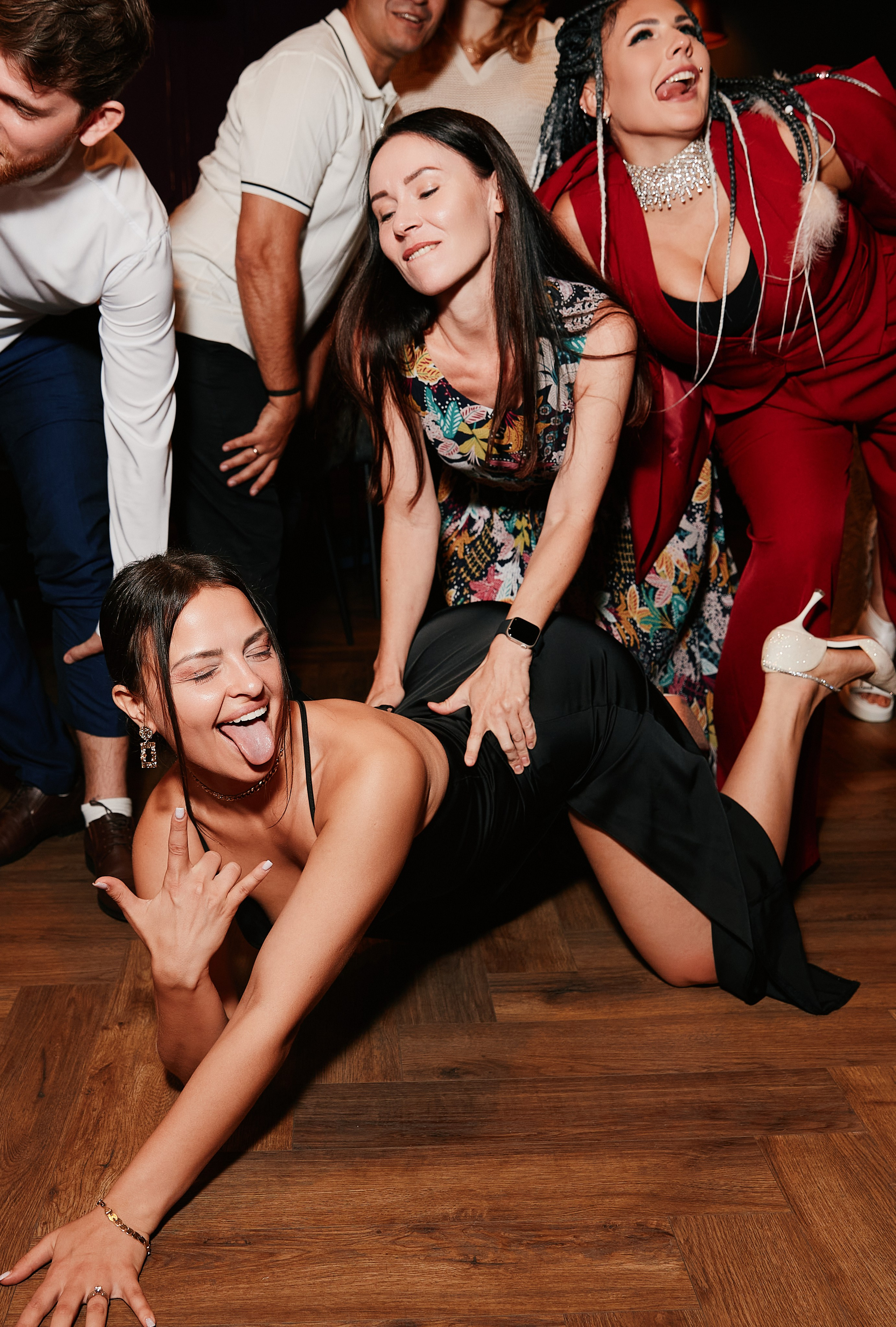 HOLIDAY IN AVRORA ROOM 10.08. Свадебный репортажный фотограф краснодар максим дремов дрёмов фотосессия студия цена