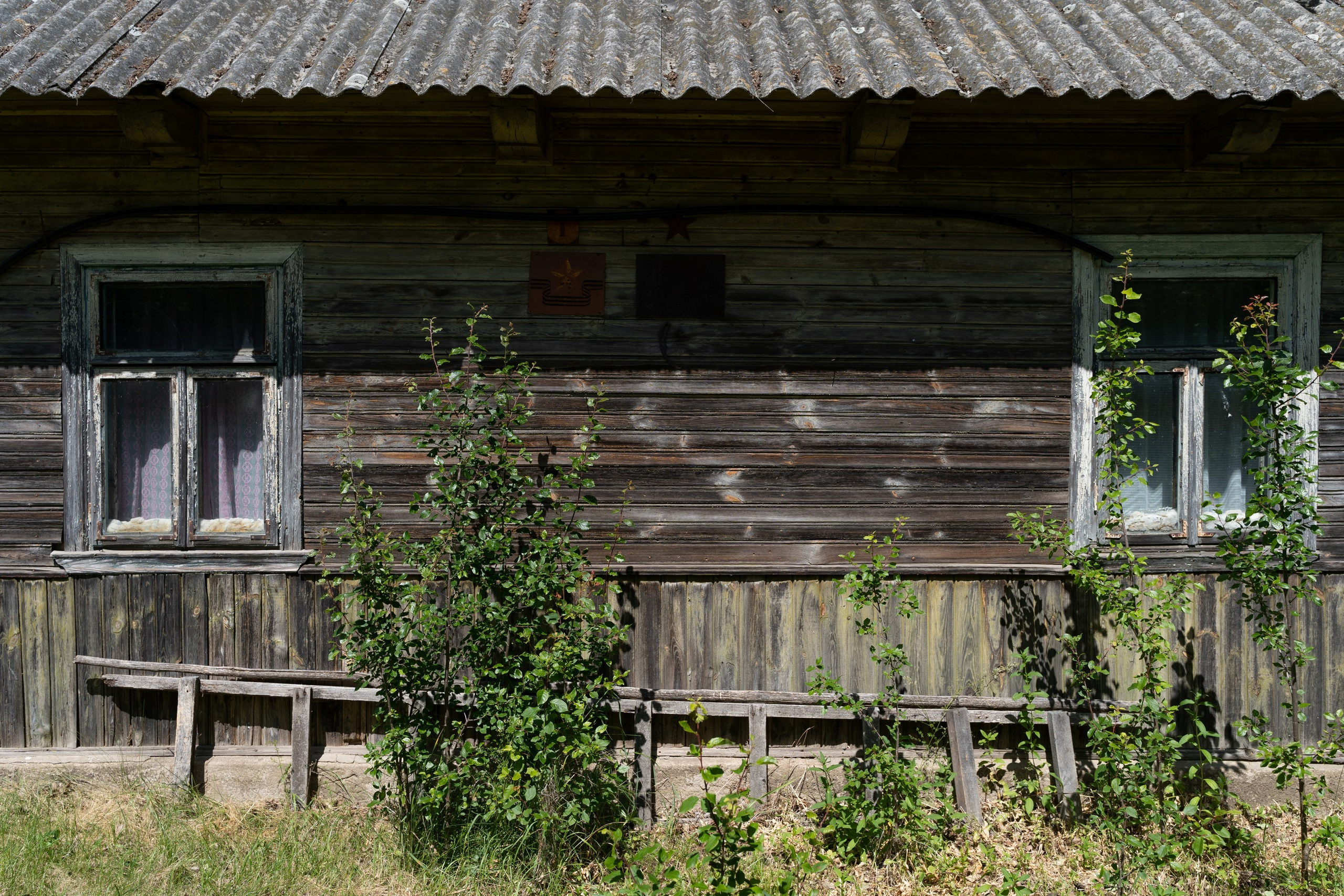 Home.land. Künstler Verstecktoff