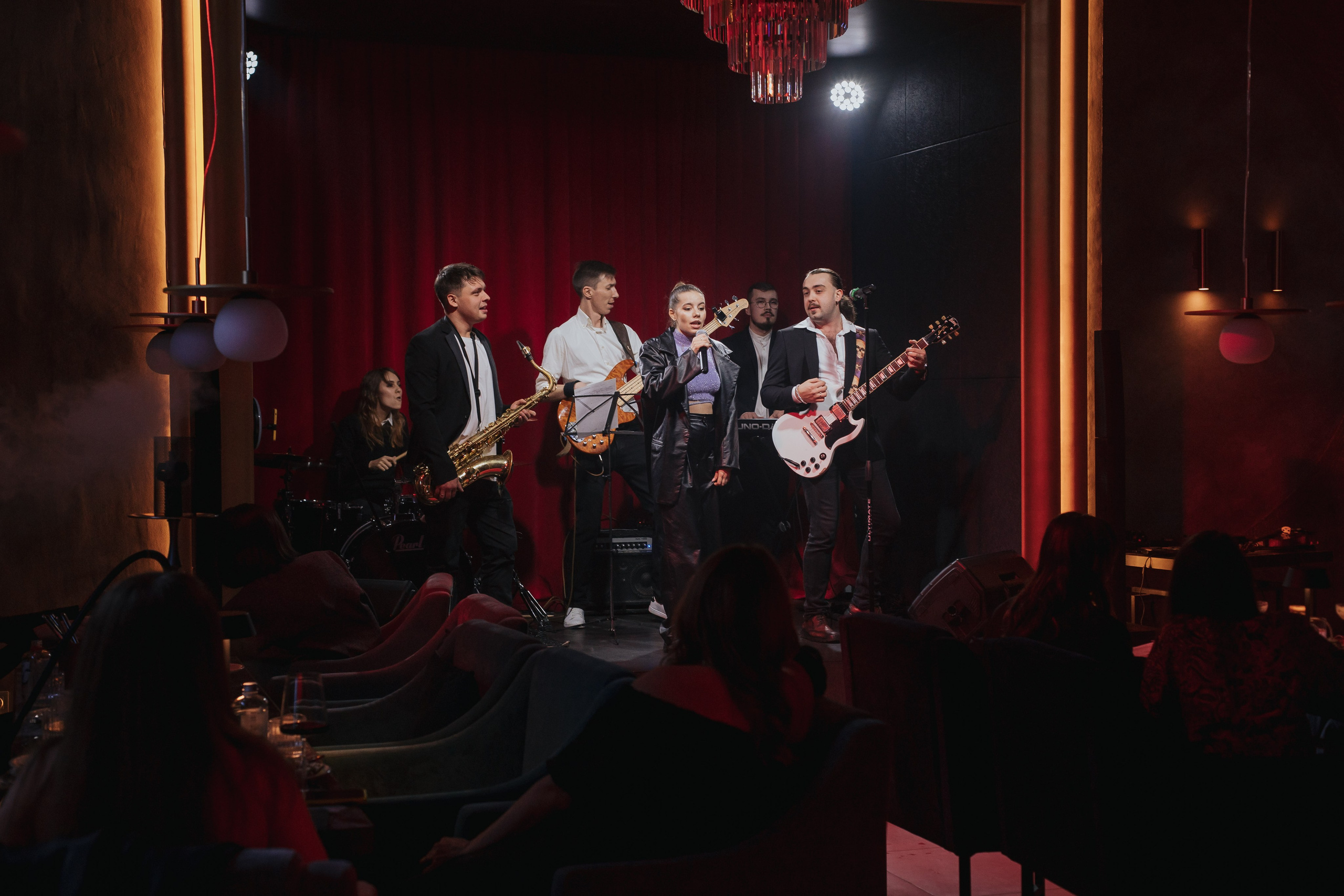 Rudolph's Bar. Свадебный и репортажный фотограф в Екатеринбурге и Сухом Логу