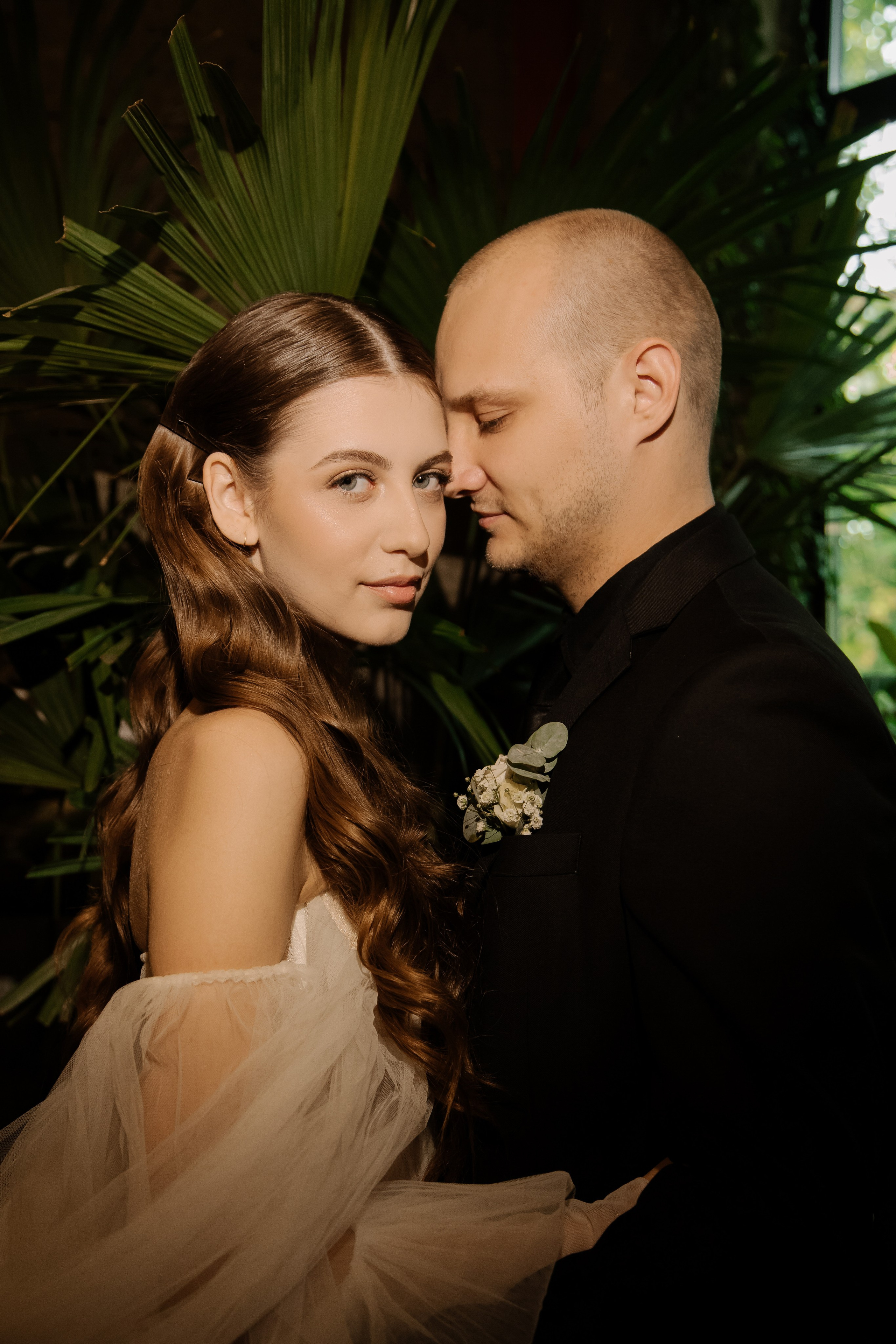 Цветочная локация. Свадебный фотограф Челябинск Полина Чеботарь