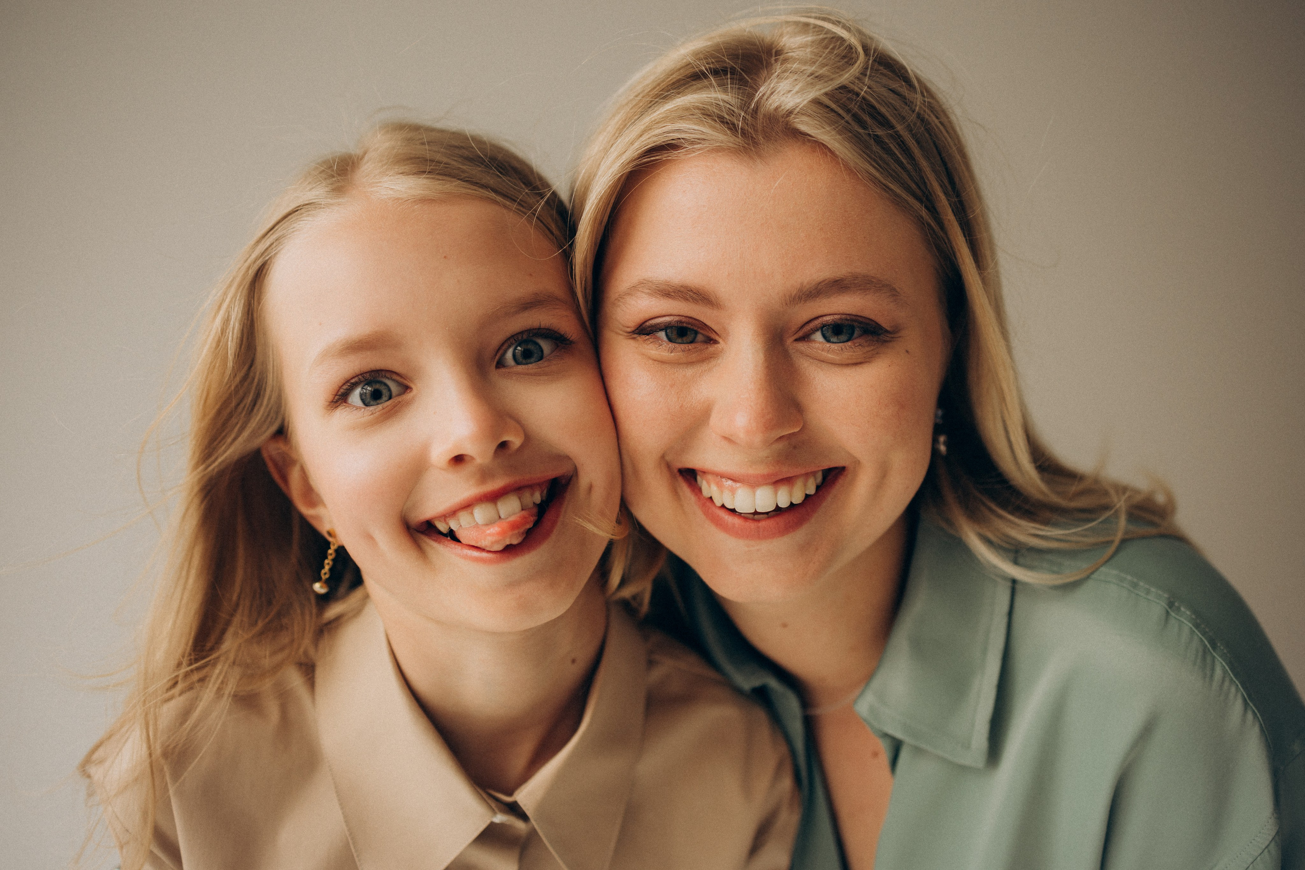 Семейная фотосессия Москва, семейный фотограф в Москве, семейная фотосессия, детский фотограф, семейная фотосессия в студии, фотосессия поколения, поколение, фотосессия всей семьи