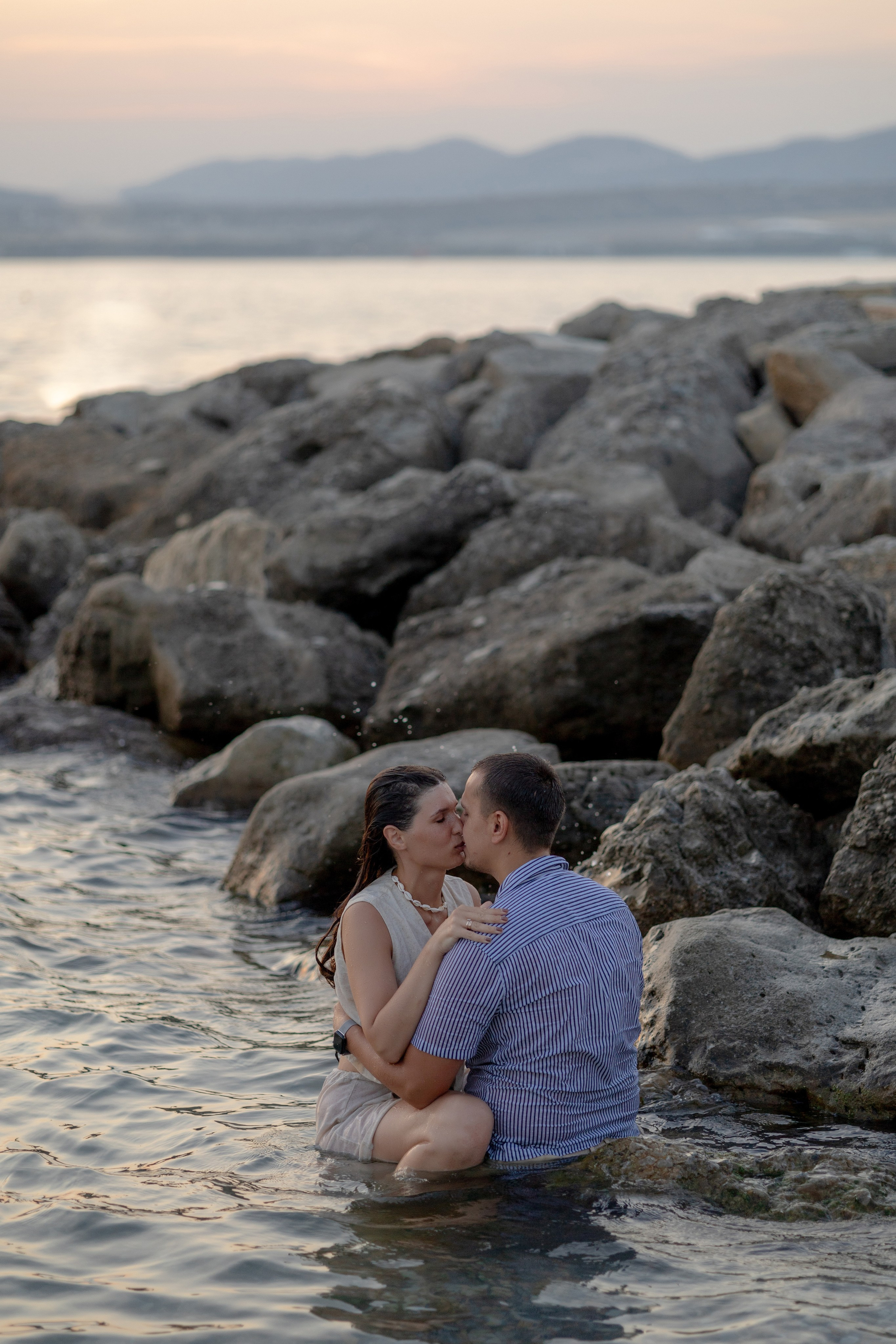 Закат на пляже Метрополь. Семейный и портретный фотограф в Геленджике Любовь Бодрова