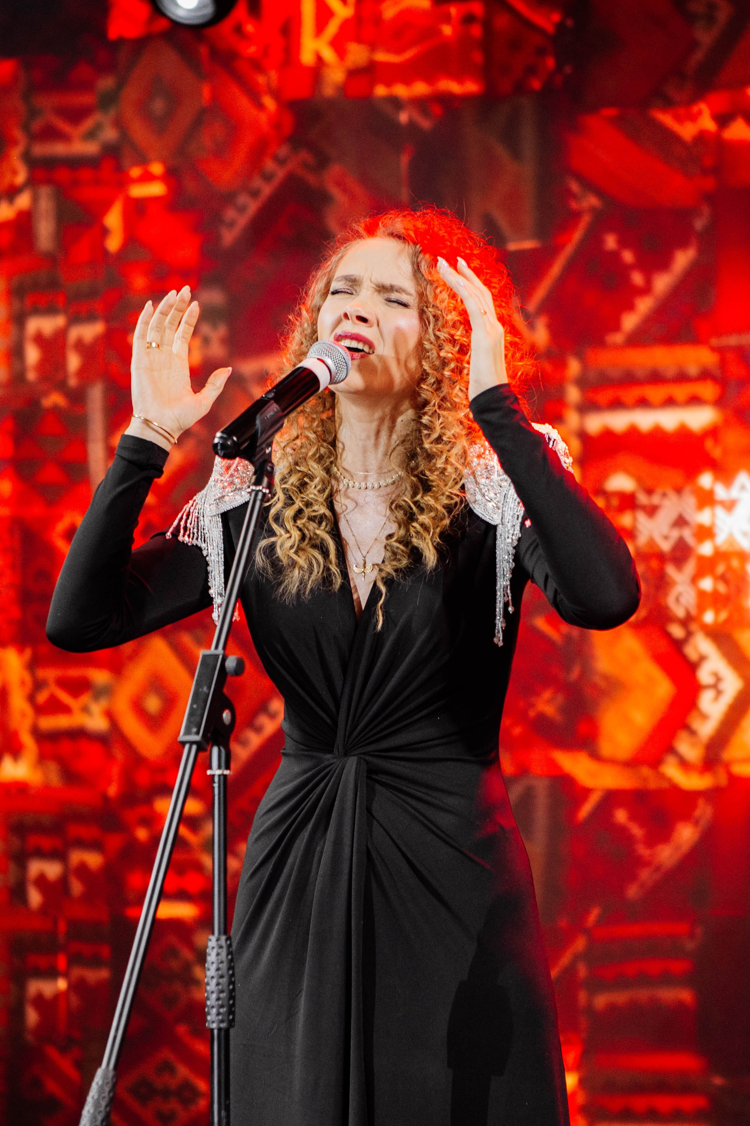 ШОУ ВЛАДИМИРА ДРЕВСА. Репортажный фотограф Москва (детские праздники, квизы, концерты, дни рождения, свадьбы)