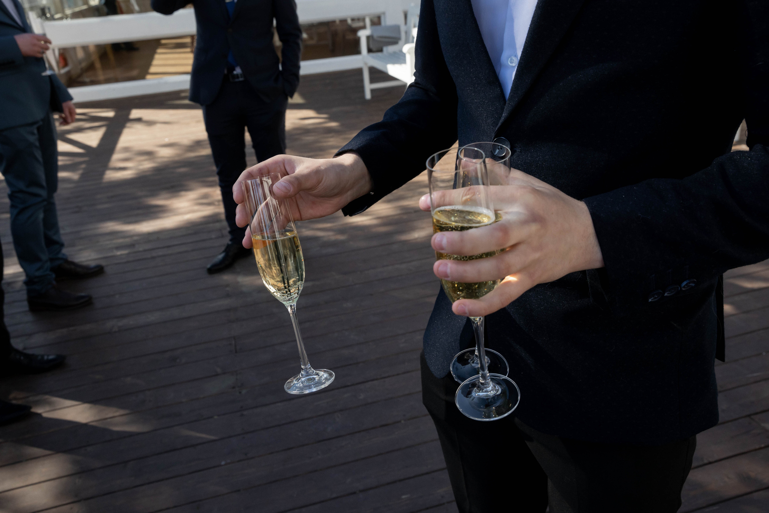 На часах 00. Свадебный фотограф Юлия Шторм