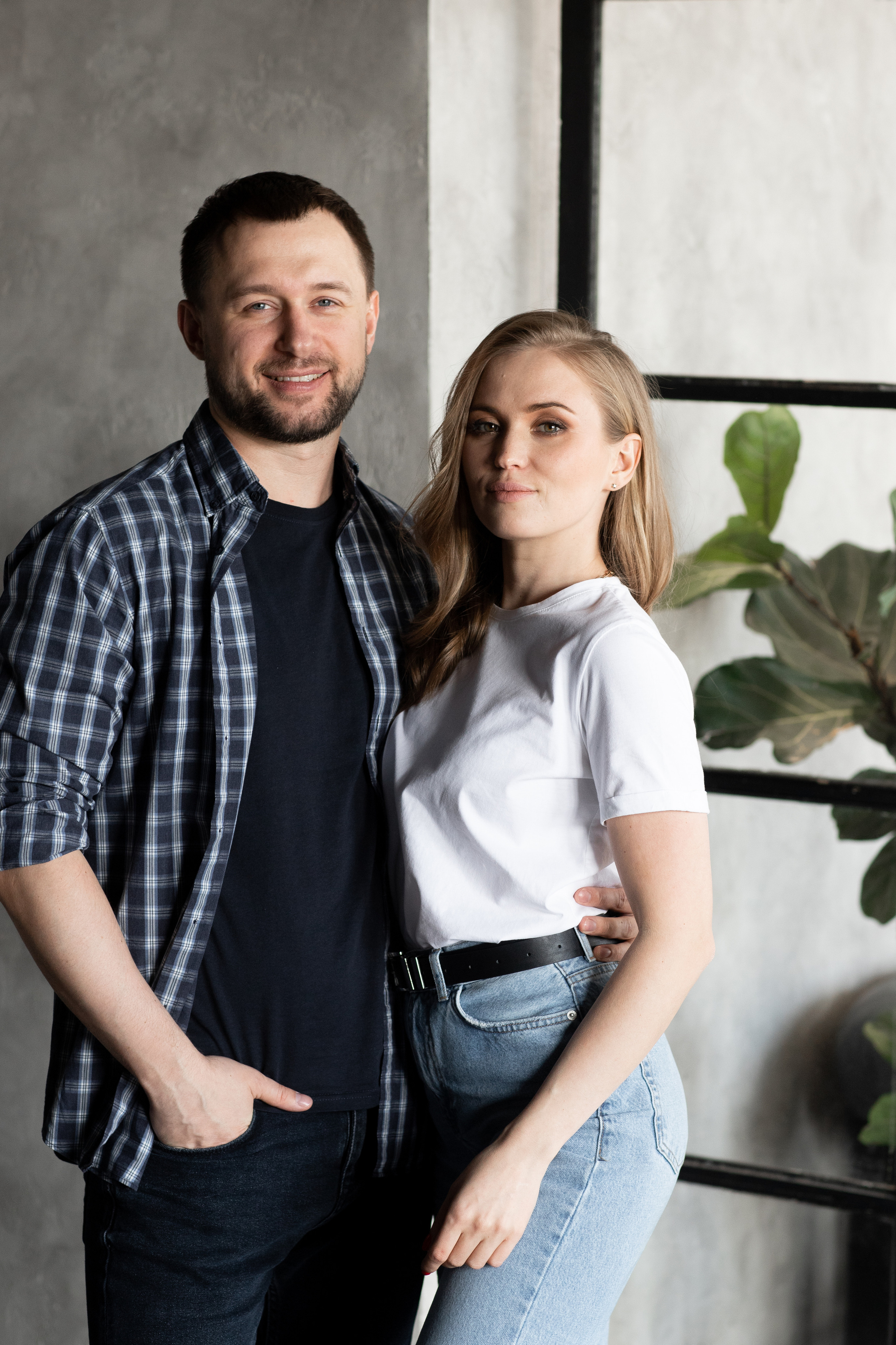 Вова и Марина в фотостудии-лофт НАШЕ МЕСТО. Фотограф Денис Лесковский (Тюмень)