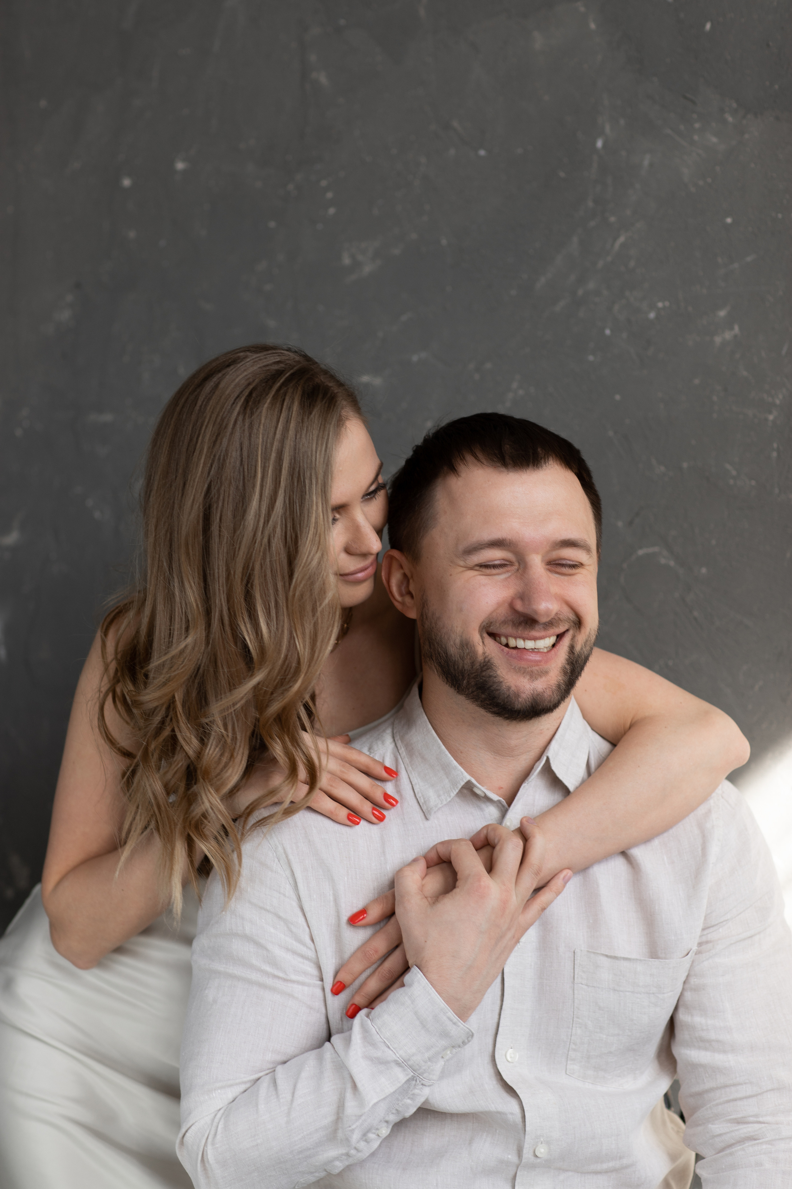 Вова и Марина в фотостудии-лофт НАШЕ МЕСТО. Фотограф Денис Лесковский (Тюмень)