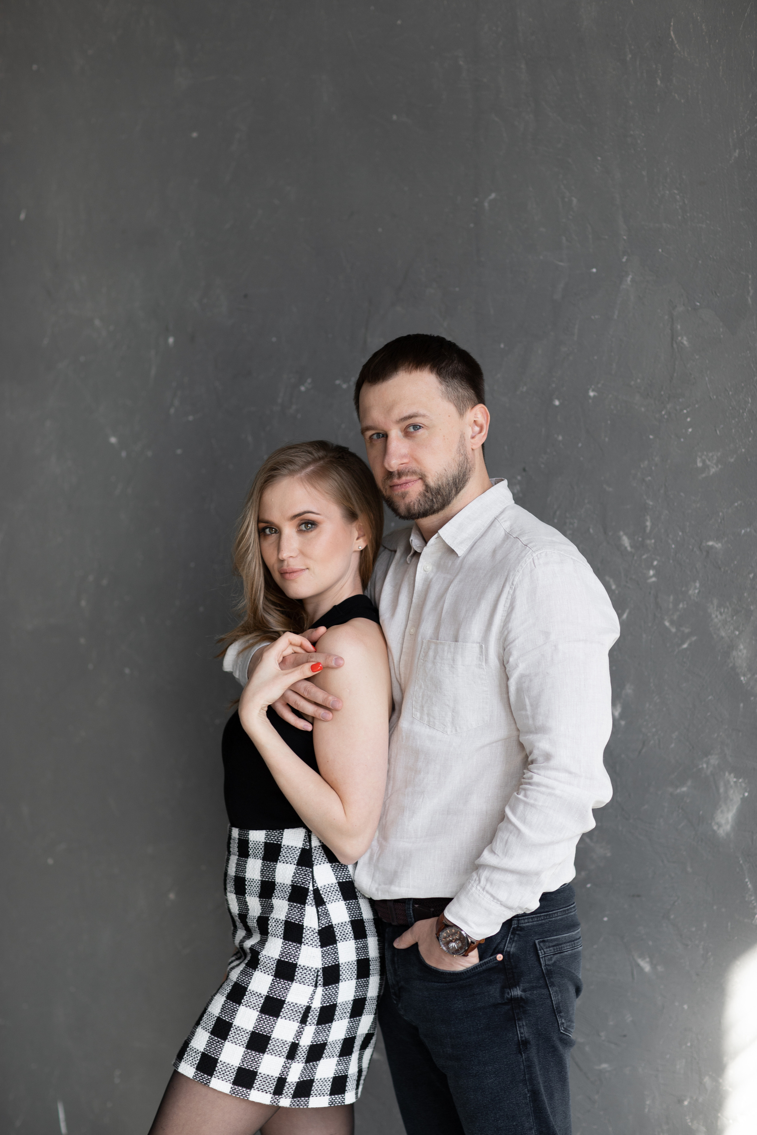 Вова и Марина в фотостудии-лофт НАШЕ МЕСТО. Фотограф Денис Лесковский (Тюмень)