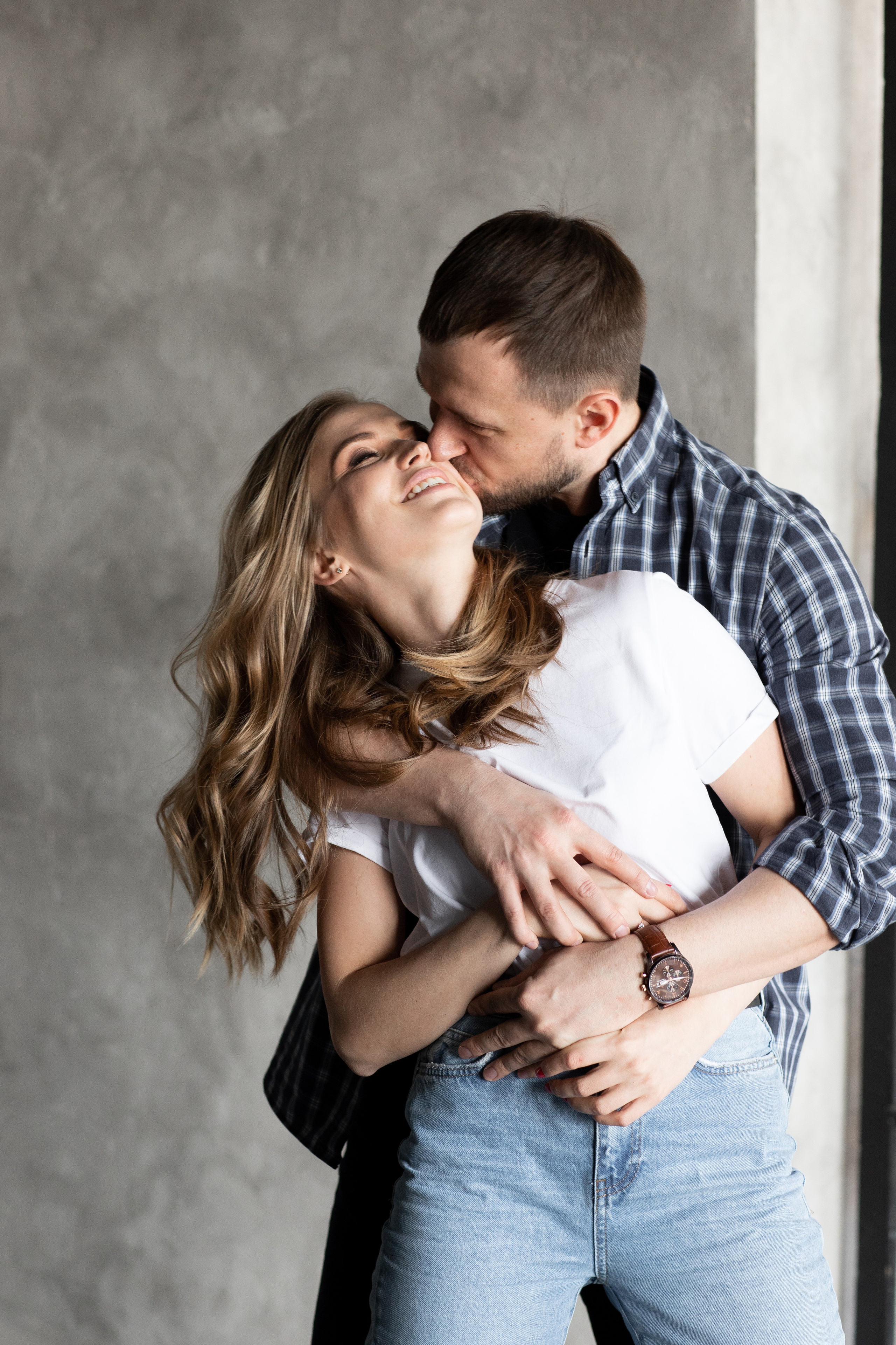 Вова и Марина в фотостудии-лофт НАШЕ МЕСТО. Фотограф Денис Лесковский (Тюмень)