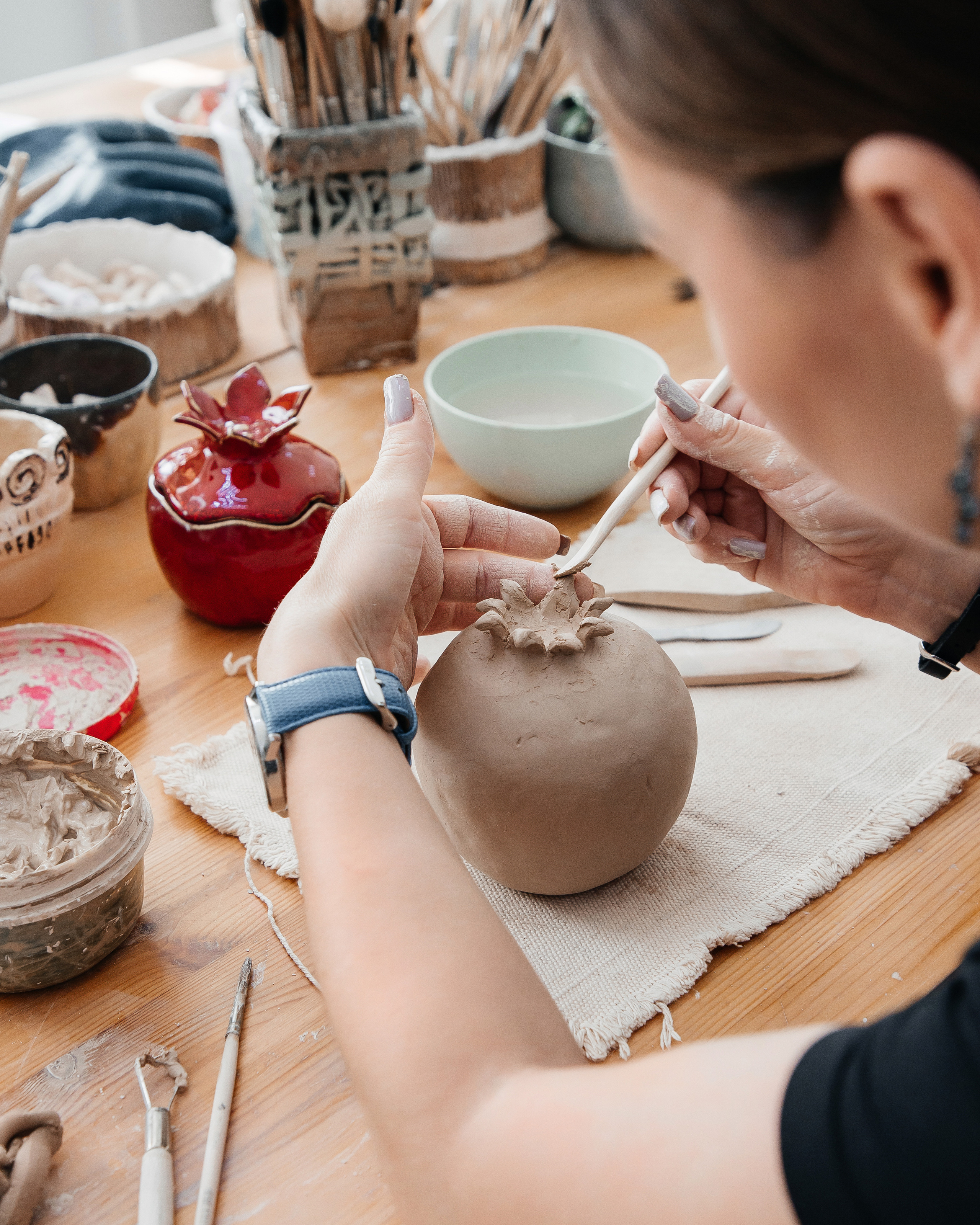 Лавстори в гончарной мастерской. Фотограф Денис Лесковский (Тюмень)