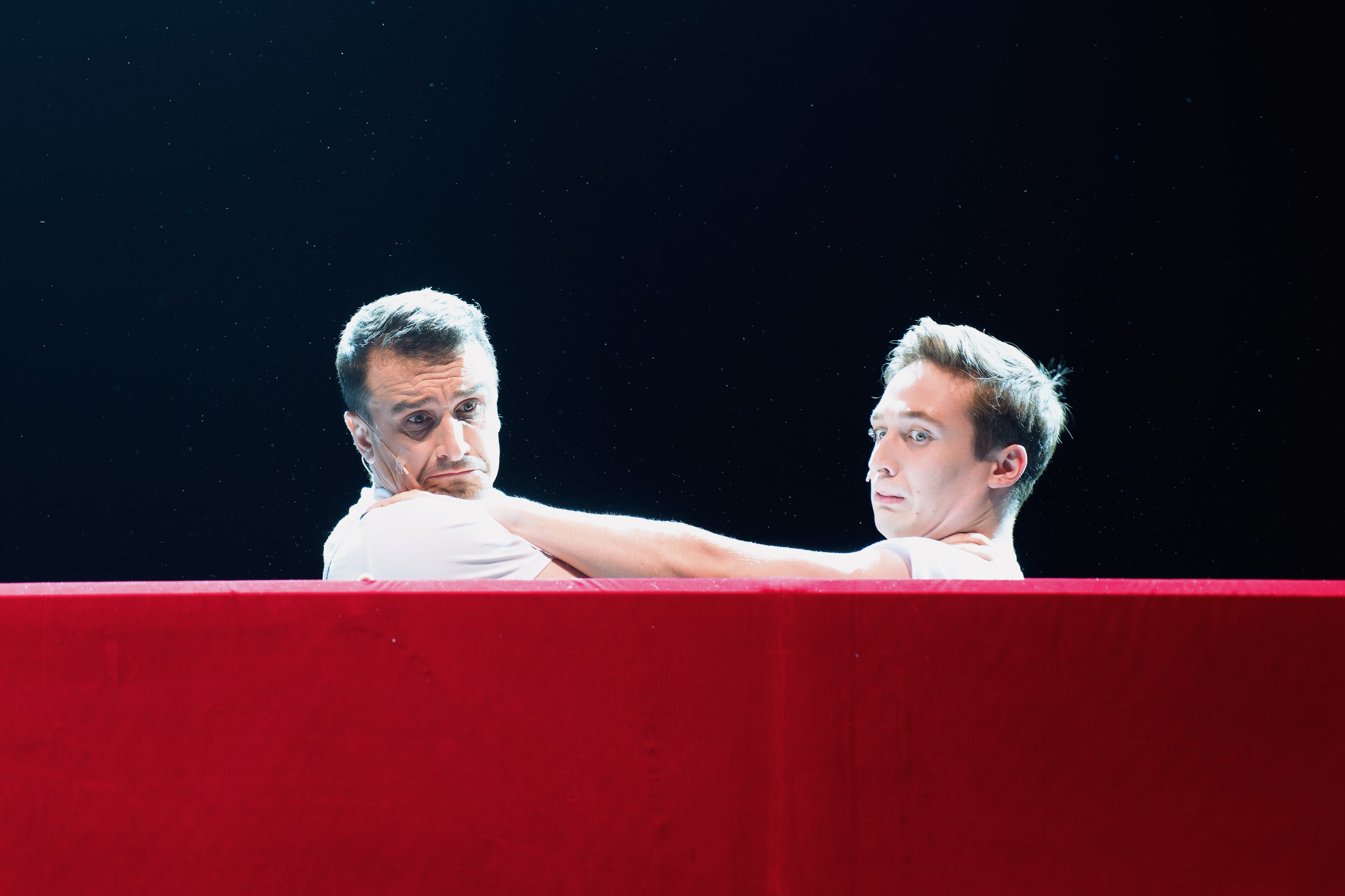 Театр Роста: Пацаны. Сайт фотографа Сергея Абрамова