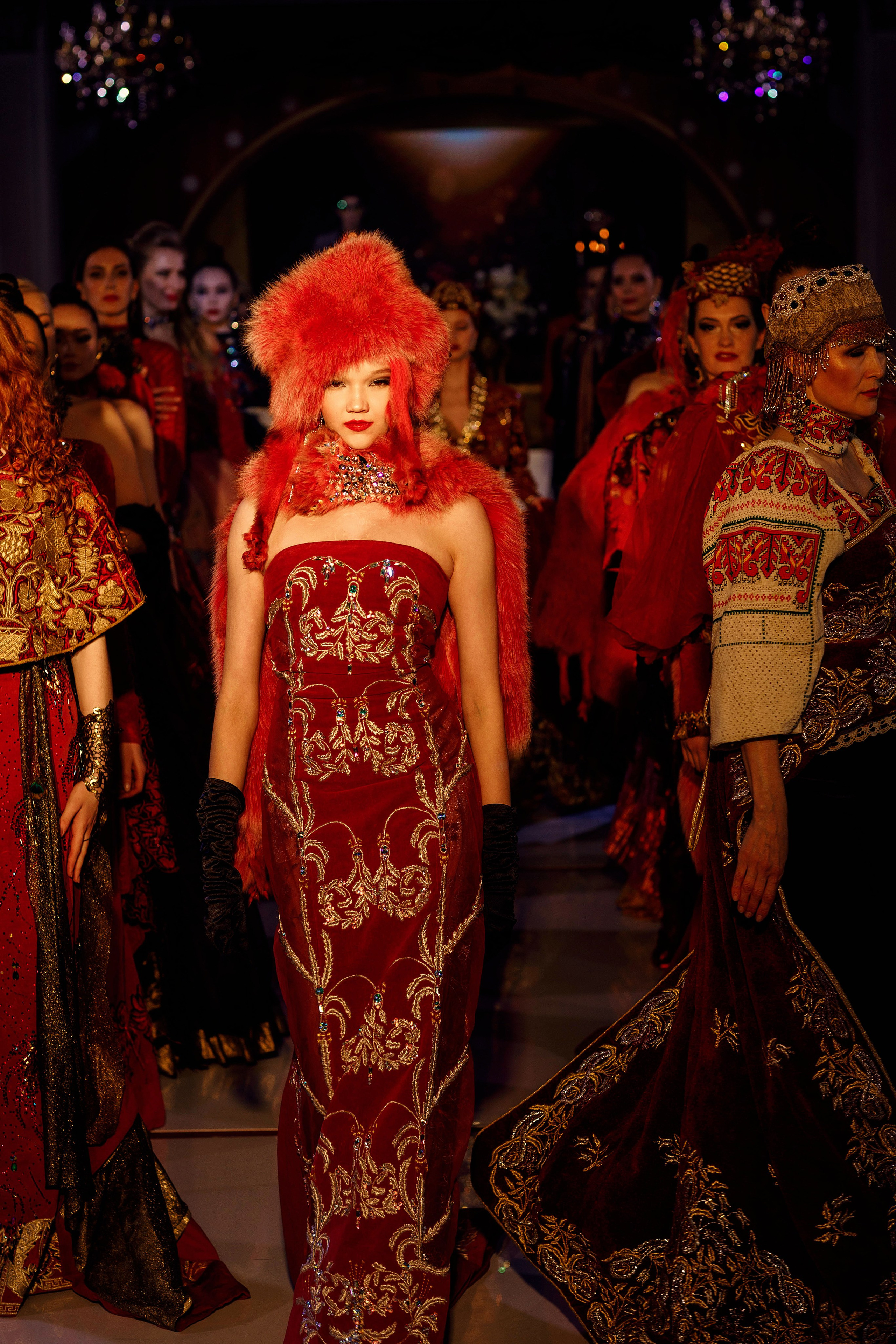 Показ коллекции Игоря Дадиани — 2023.04.01. Портретный и репортажный фотограф в Чебоксарах Андриян Чаркин