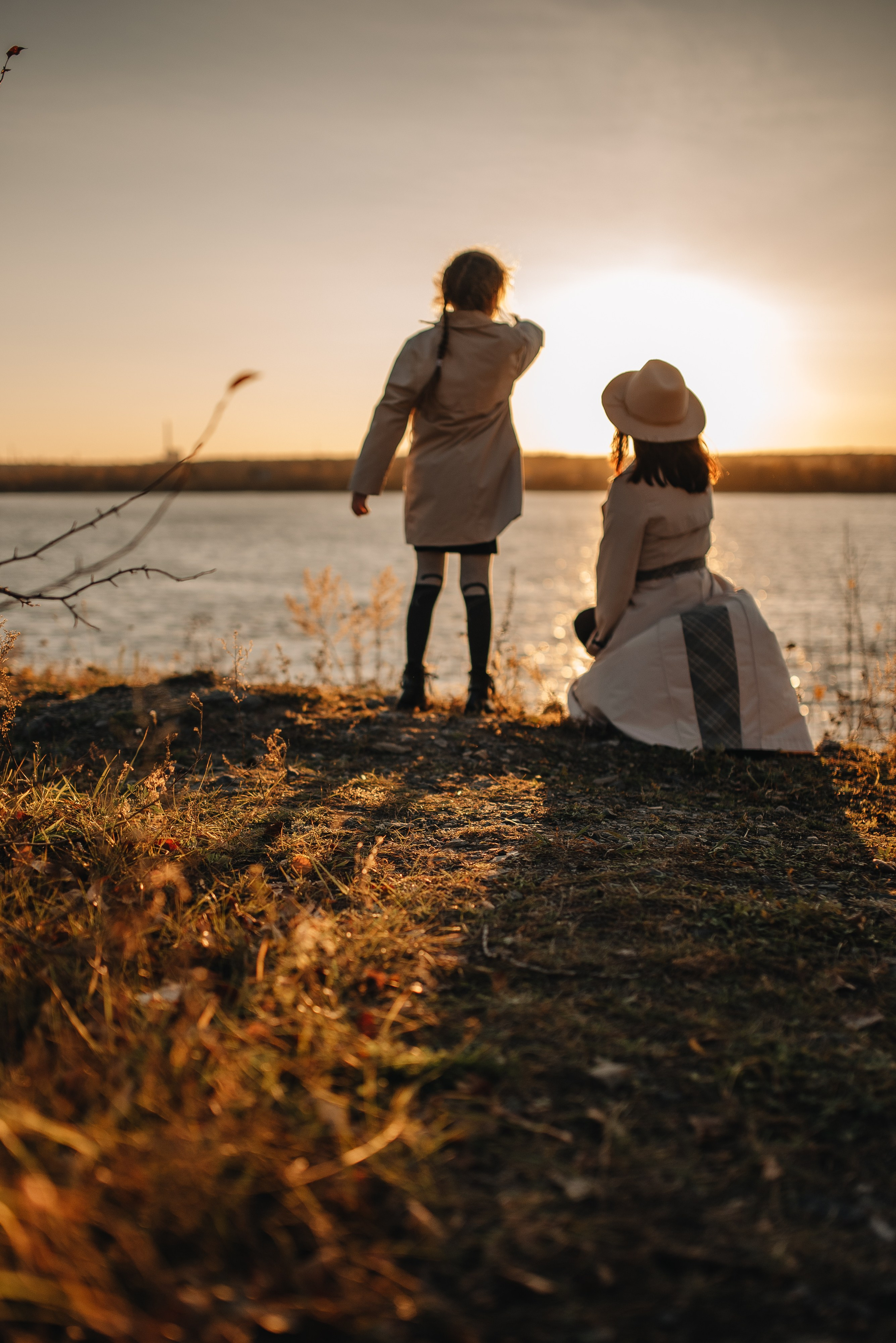 Катя и Варя (маяк). Семейная фотосессия в Новосибирске от фотографа Ольги Коваль