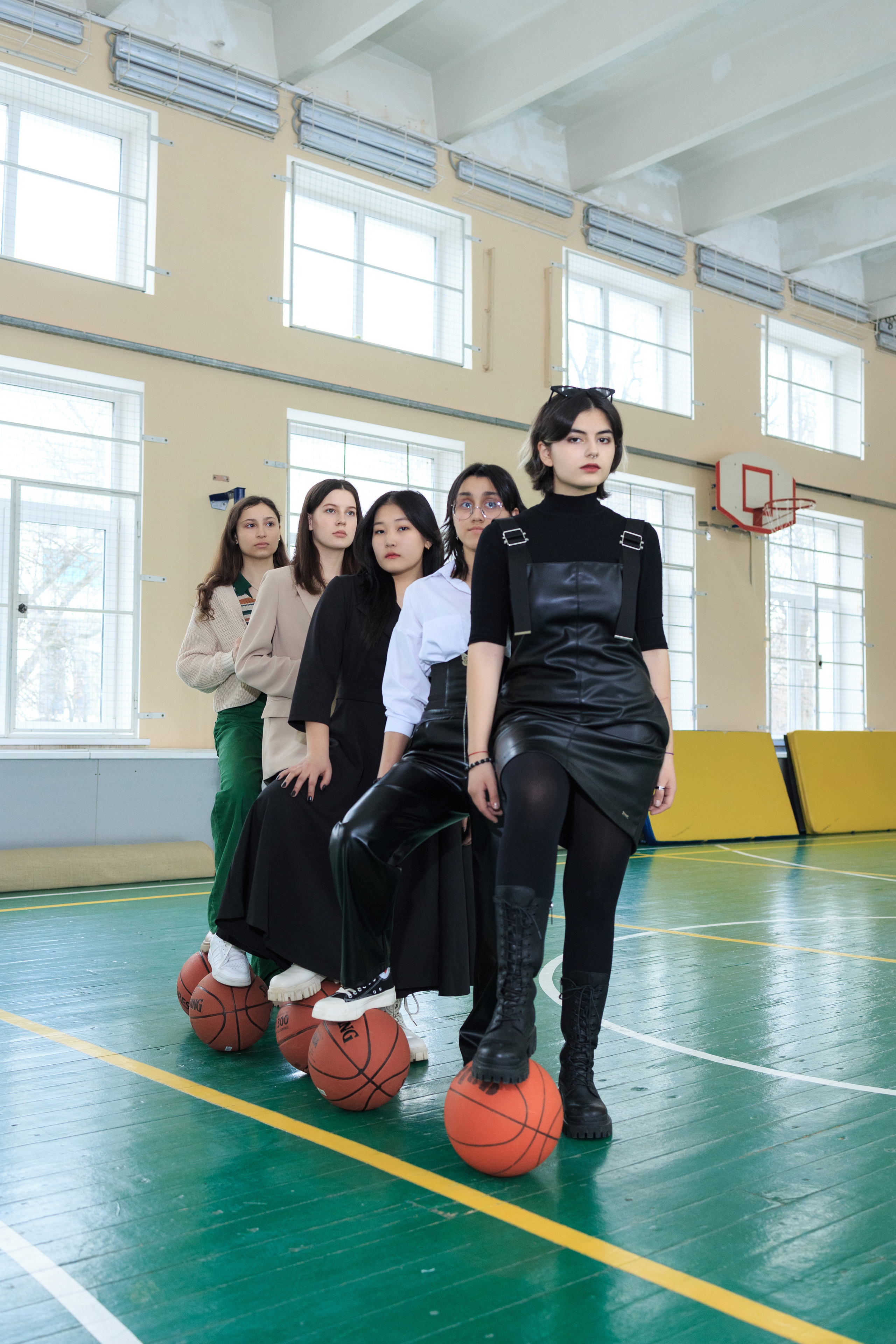 9-11 классы. Выпускные альбомы и общие фото в Москве от Юлии Шевердиной