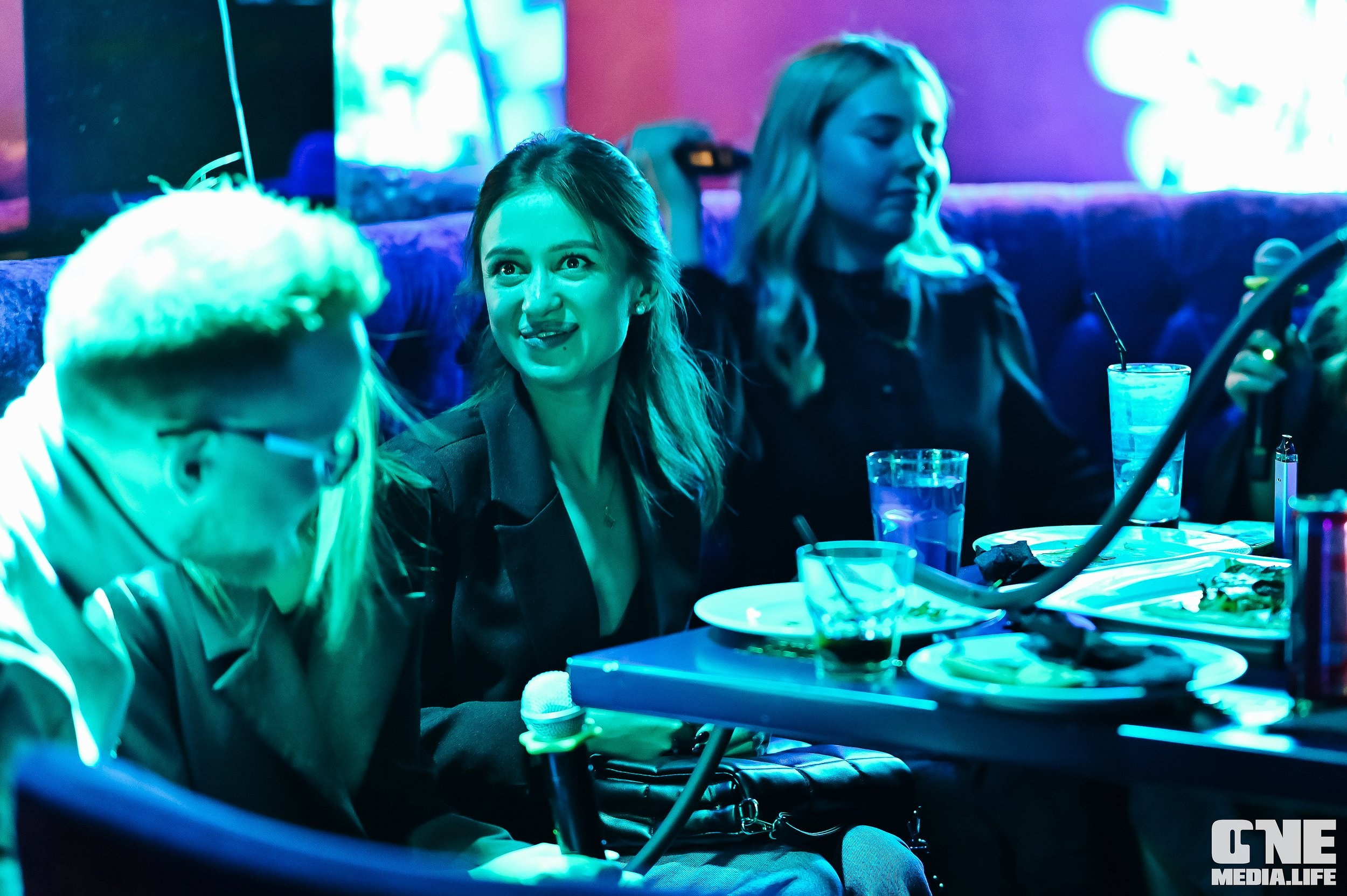 Фоторепортаж из караоке-клуба Эйфория. One Media Life: фоторепортажи, фотоотчеты с мероприятий и заведений