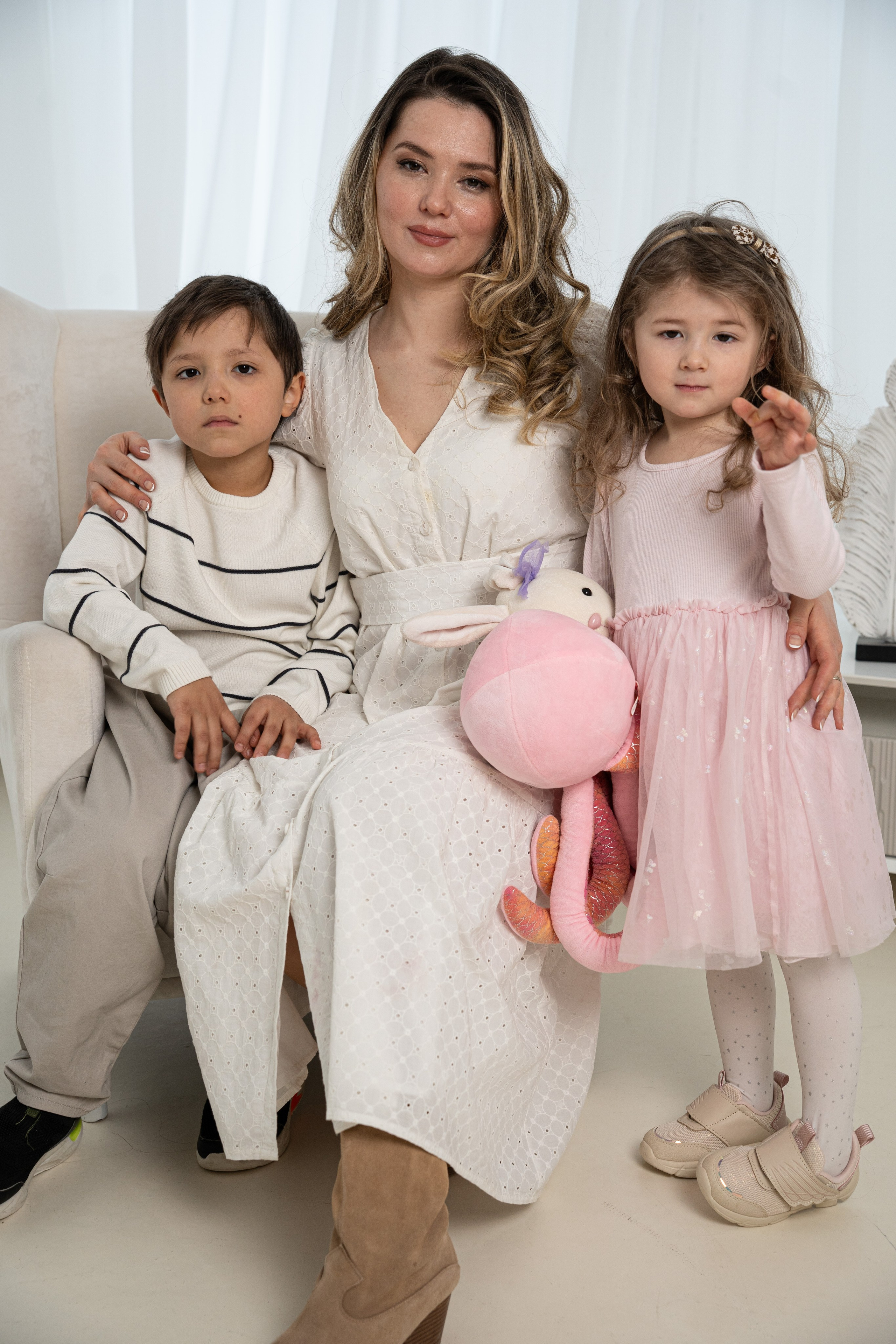 Семейная съёмка для Мадины. Студийный и портретный фотограф в САНКТ-ПЕТЕРБУРГЕИрина Махаон