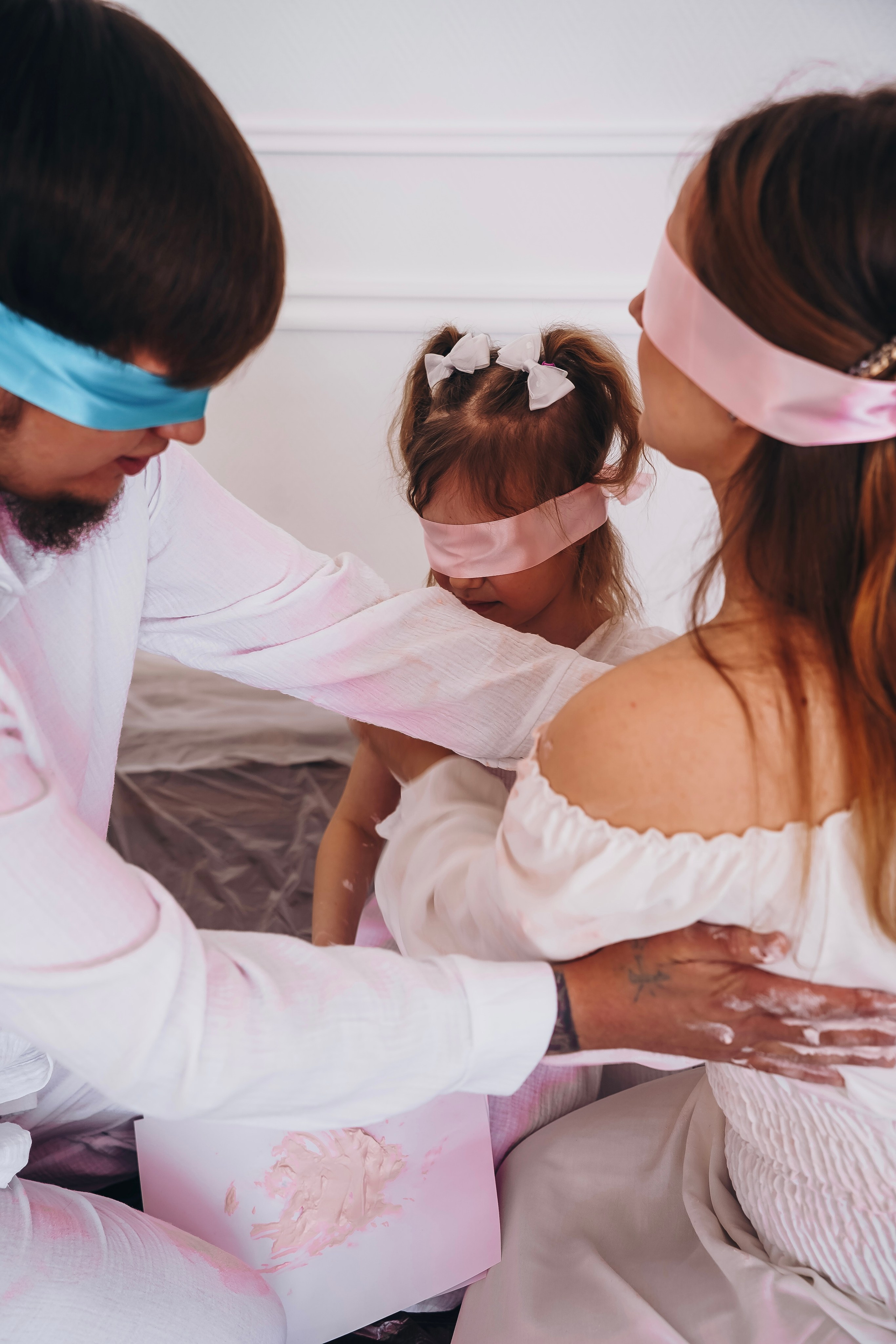 Гендер пати Тимур, Анна и Василиса. Свадебный видеограф, рилсмейкер, фотограф в Когалыме Меркулова Диана