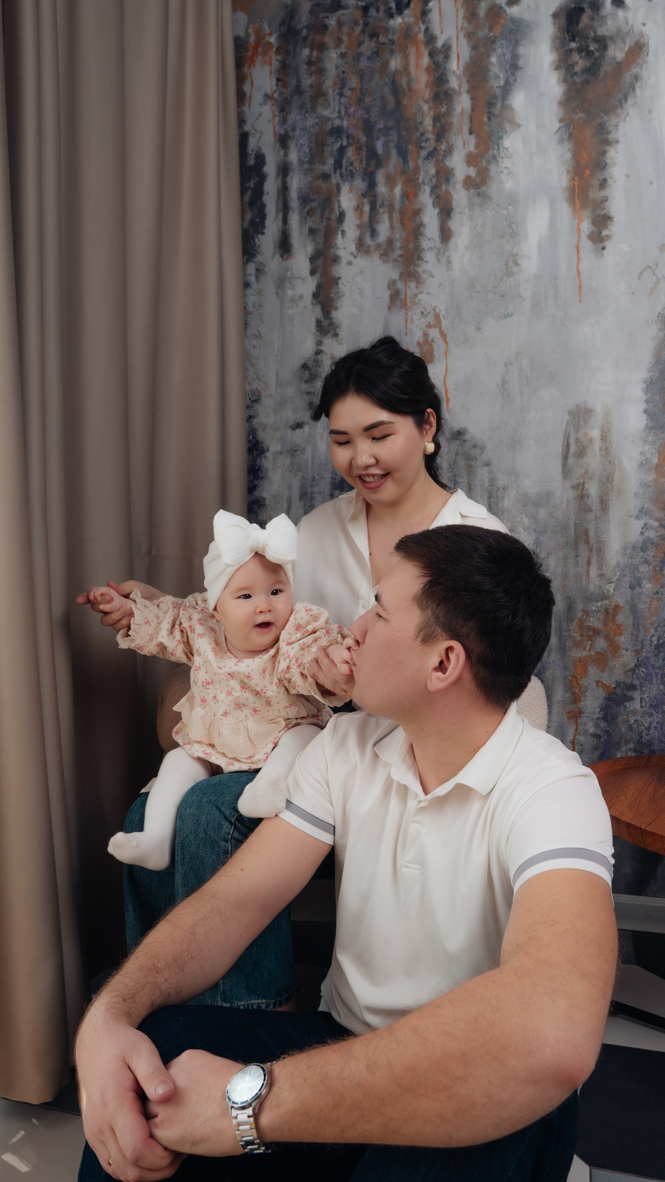 Family story. Уличный и студийный фотограф в Астане Ержанов Нурасыл