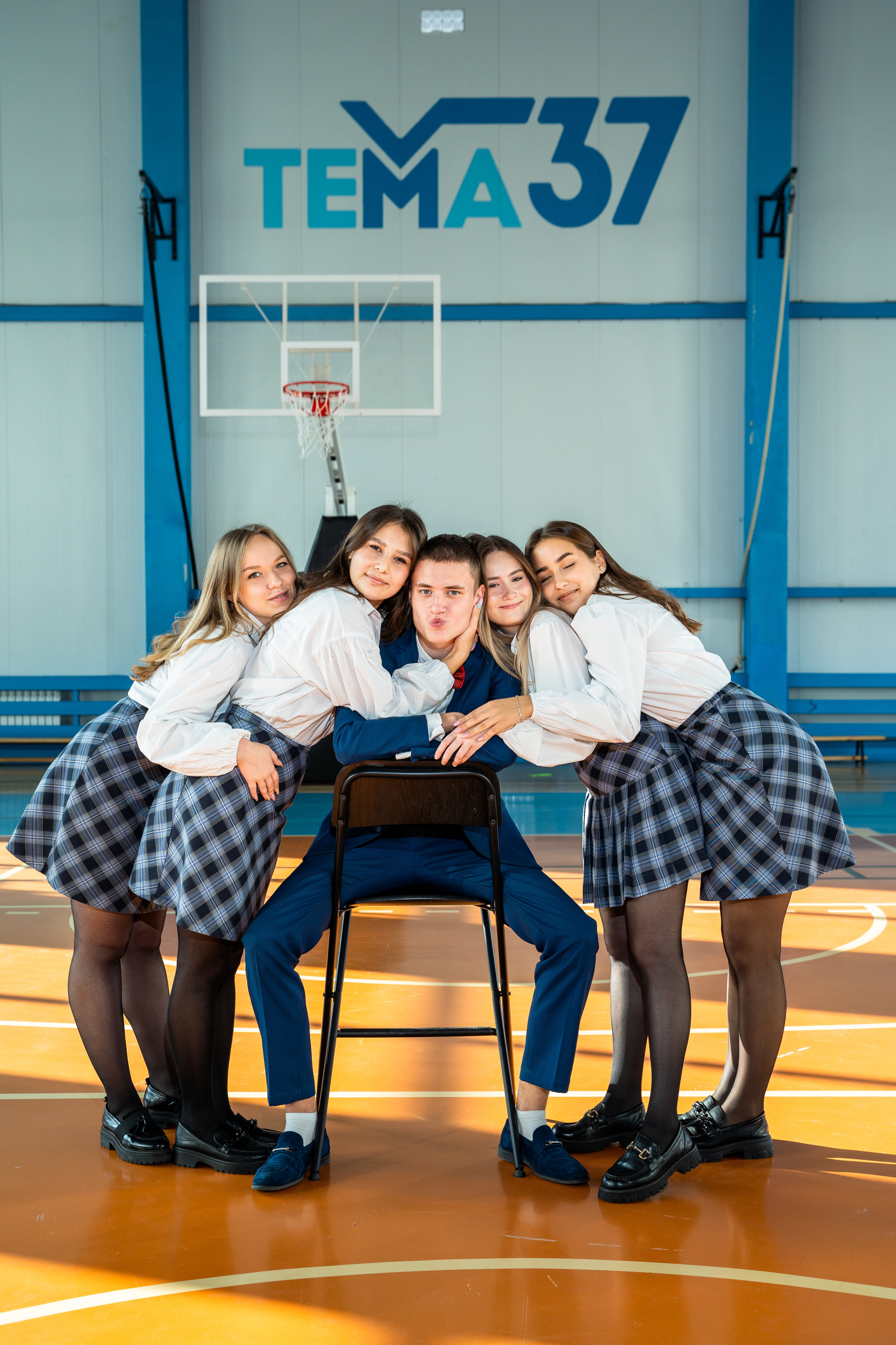 Выпускники портфолио. Выпускные альбомы Нижнекамск Набережные Челны Фотостудия Небо