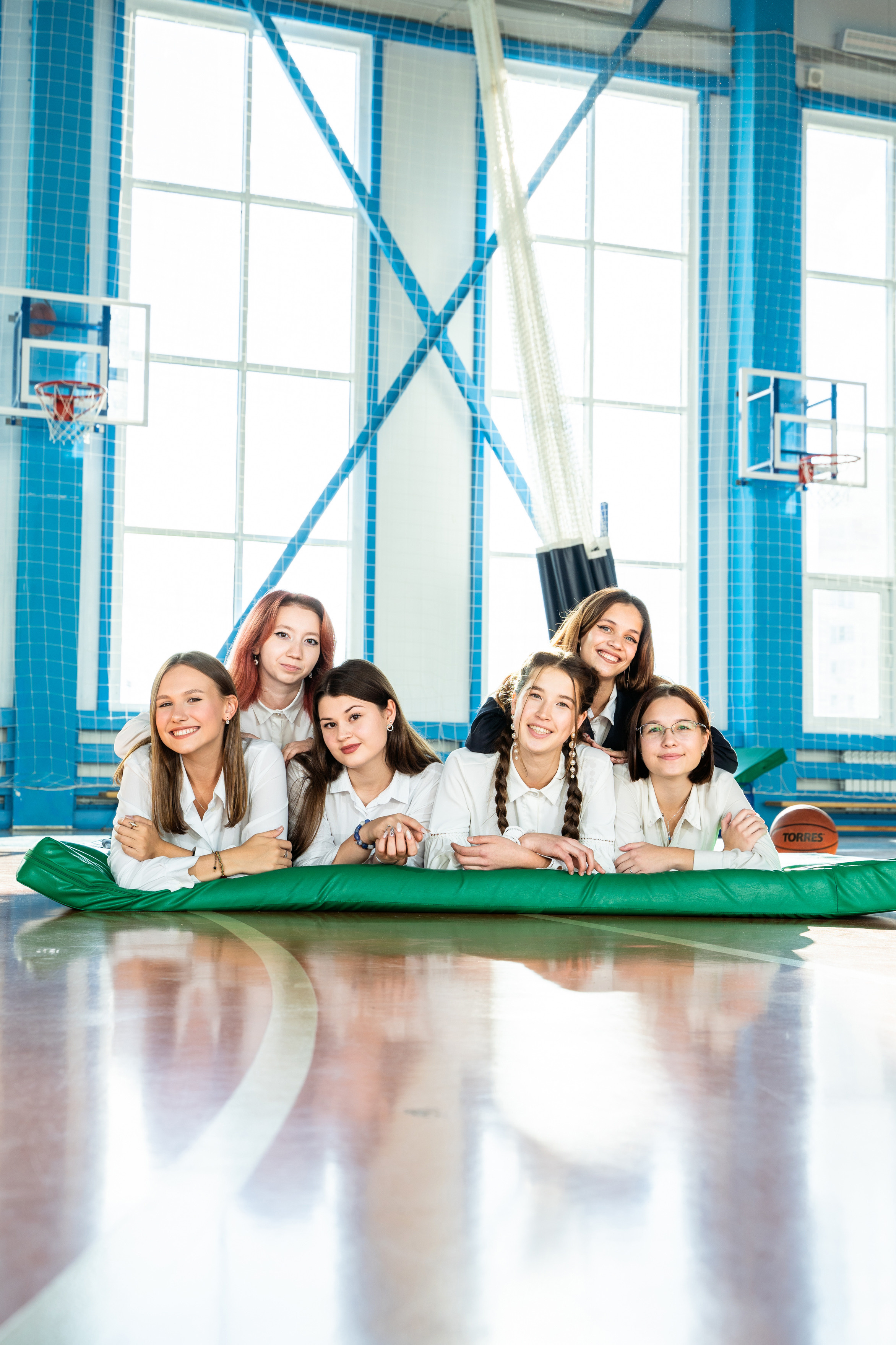 Выпускники портфолио. Выпускные альбомы Нижнекамск Набережные Челны Фотостудия Небо