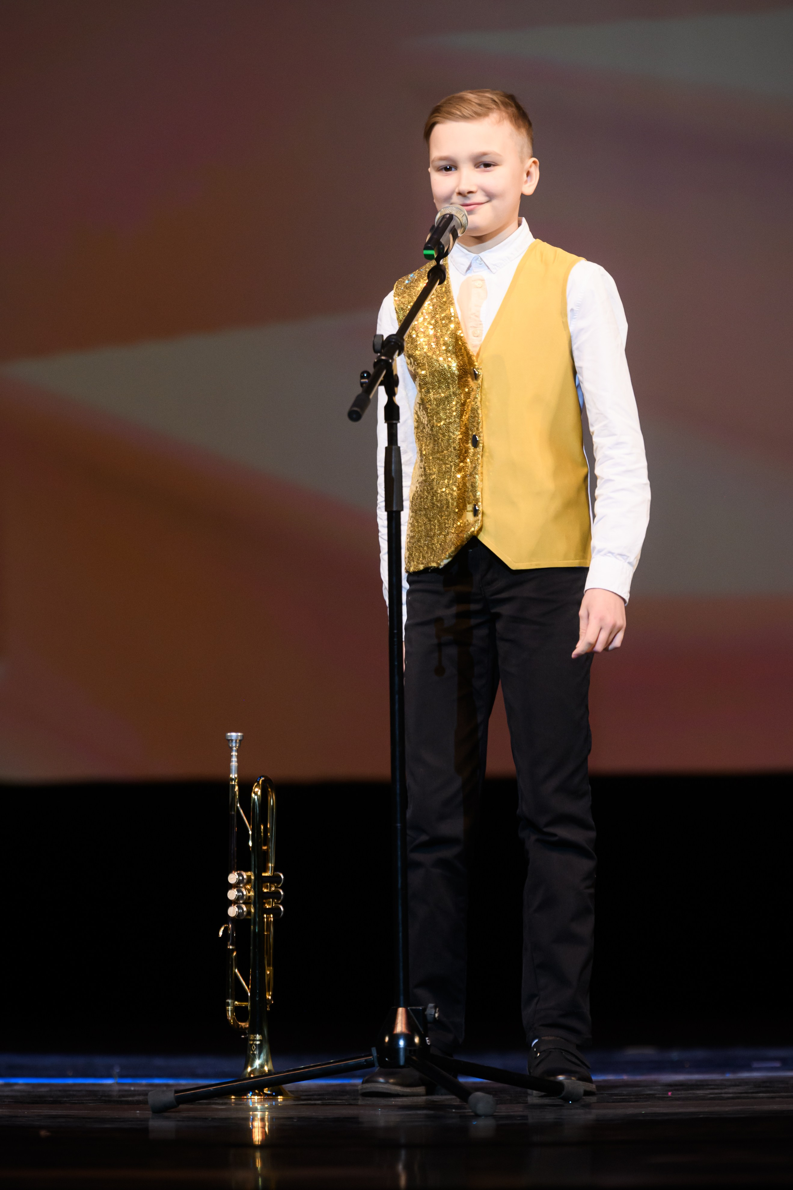 23 апреля, часть 1, БКЗ Октябрьский, г. Санкт-Петербург. Золотое яблочко