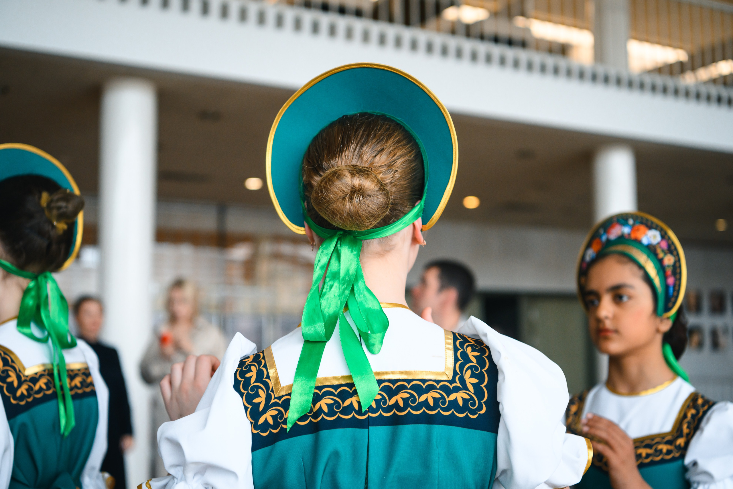 23 апреля, красная дорожка, БКЗ Октябрьский, г. Санкт-Петербург. Золотое яблочко