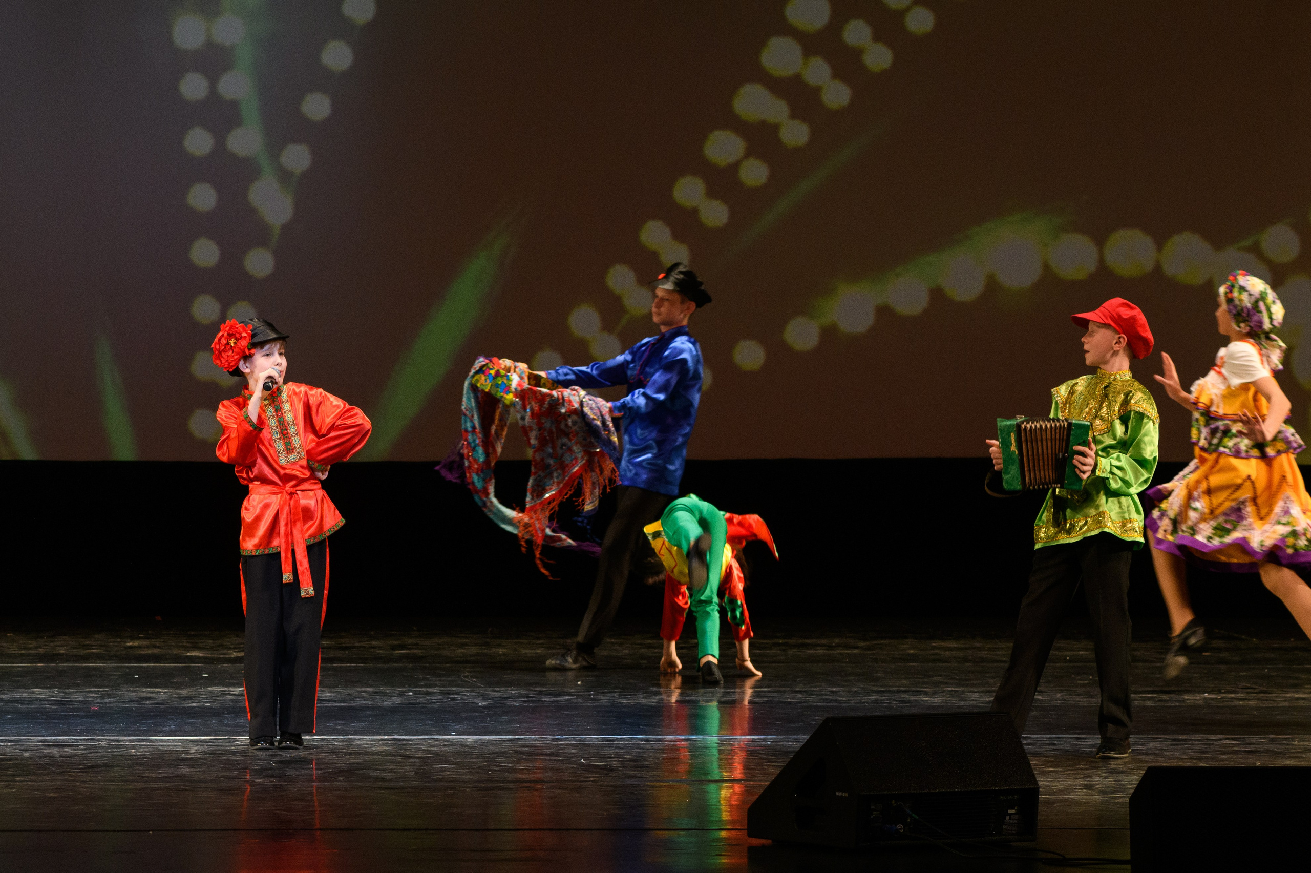 23 апреля, часть 2, БКЗ Октябрьский, г. Санкт-Петербург. Золотое яблочко