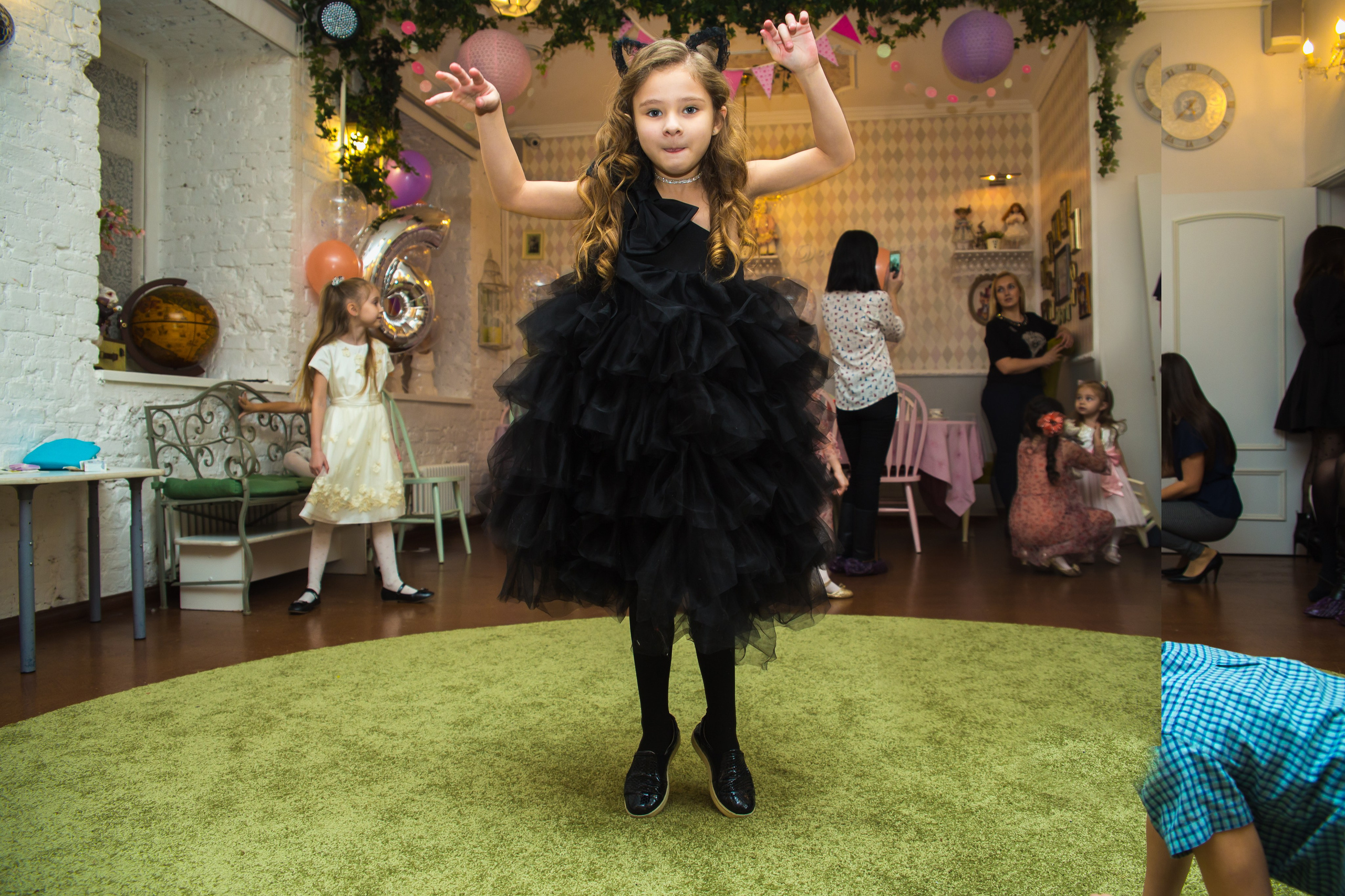 В домике Алисы. Мире 6 лет. Семейный и школьный фотограф в Москве Анна Ткач