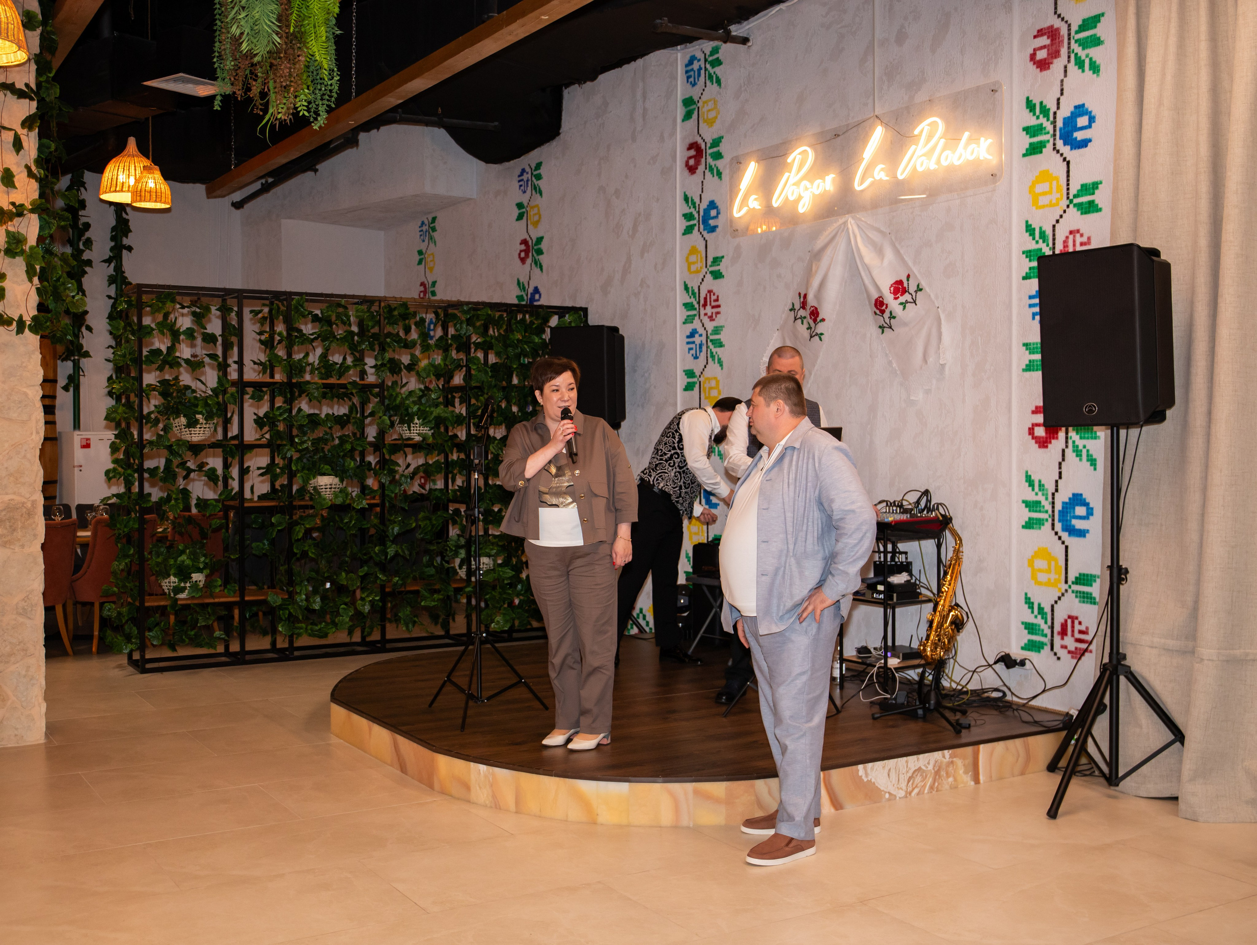 Открытие молдавского ресторана. Свадебный и семейный фотограф в Москве Мила Широких