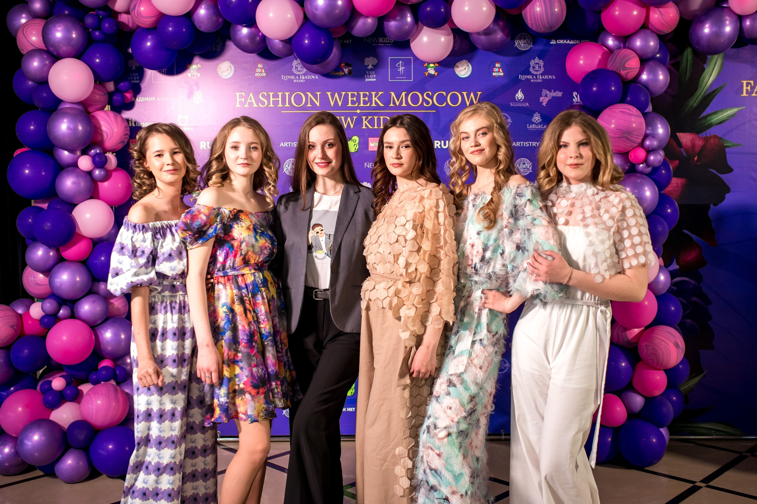 Показ Итальянской моды в России весна 2022. Женский фотограф Крещение Венчание Москва Брянск