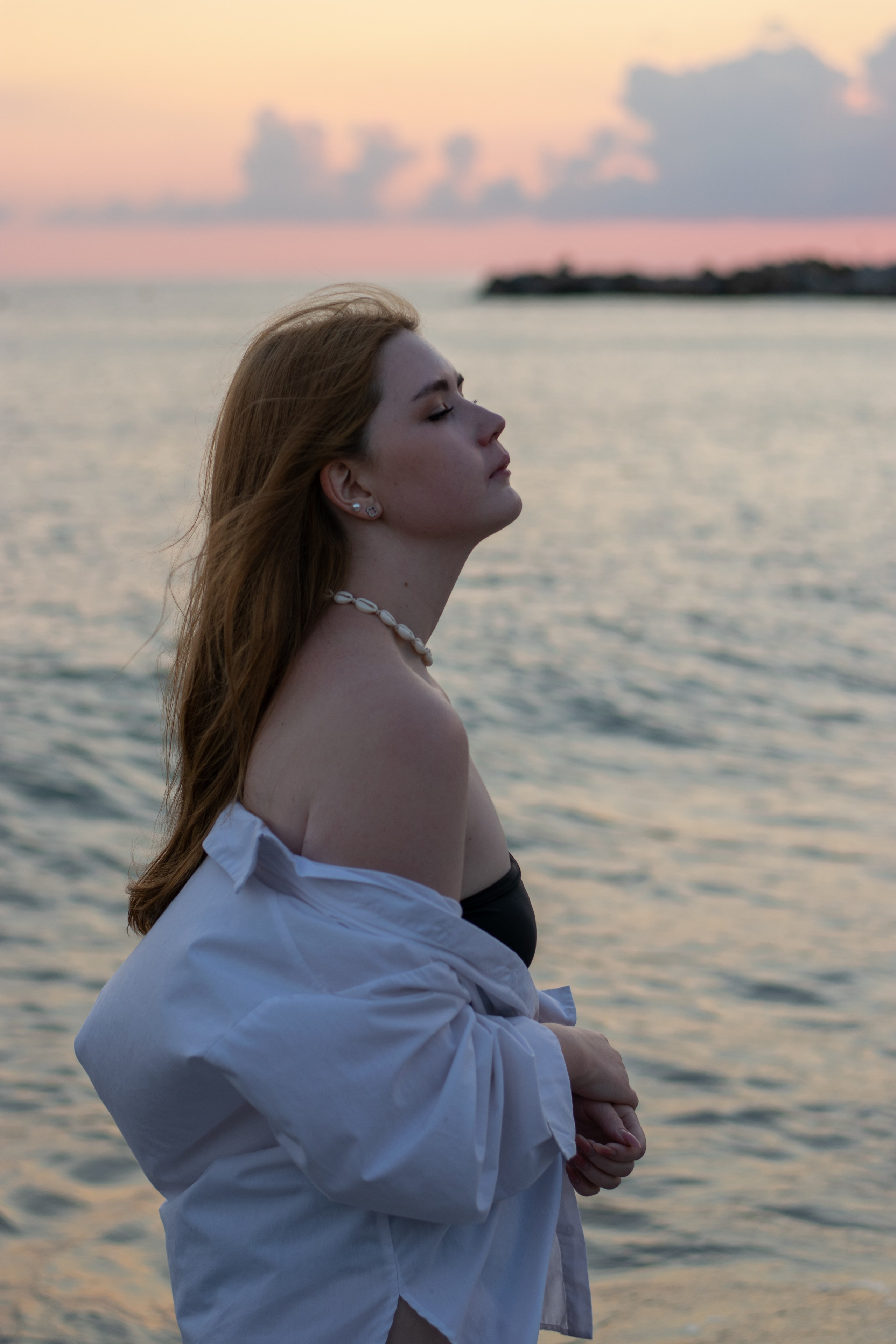 Виктория, закатное море