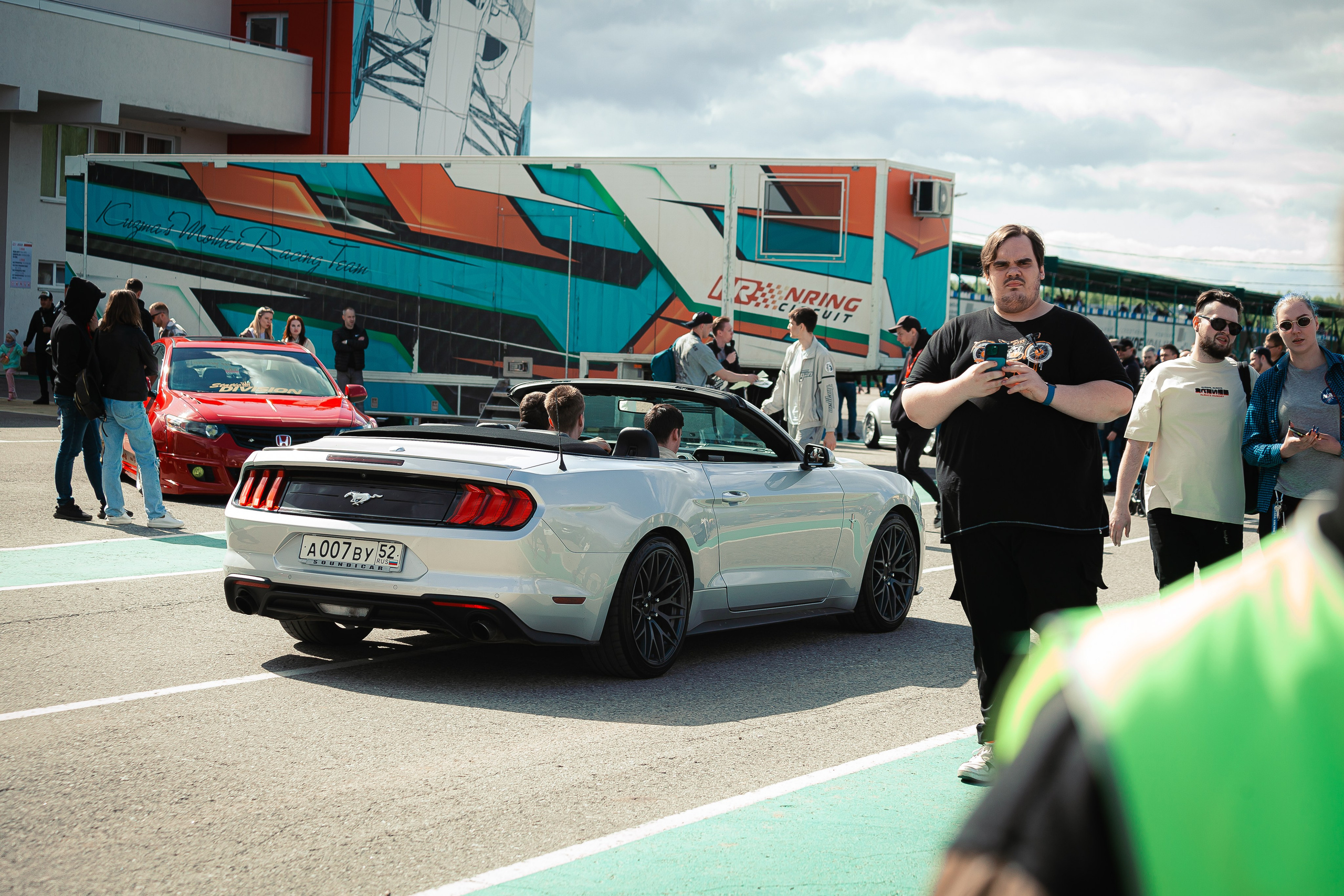 Открытие сезона NotDaily 2024. Леонид Рябов — фотограф в Нижнем Новгороде