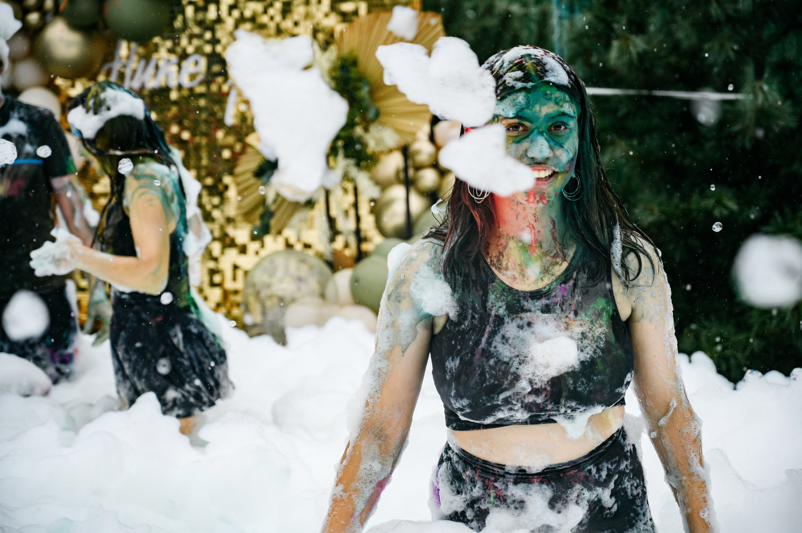 Ника. Пенная вечеринка с бассейном. Фотограф Владивосток. Игорь Кирсанов