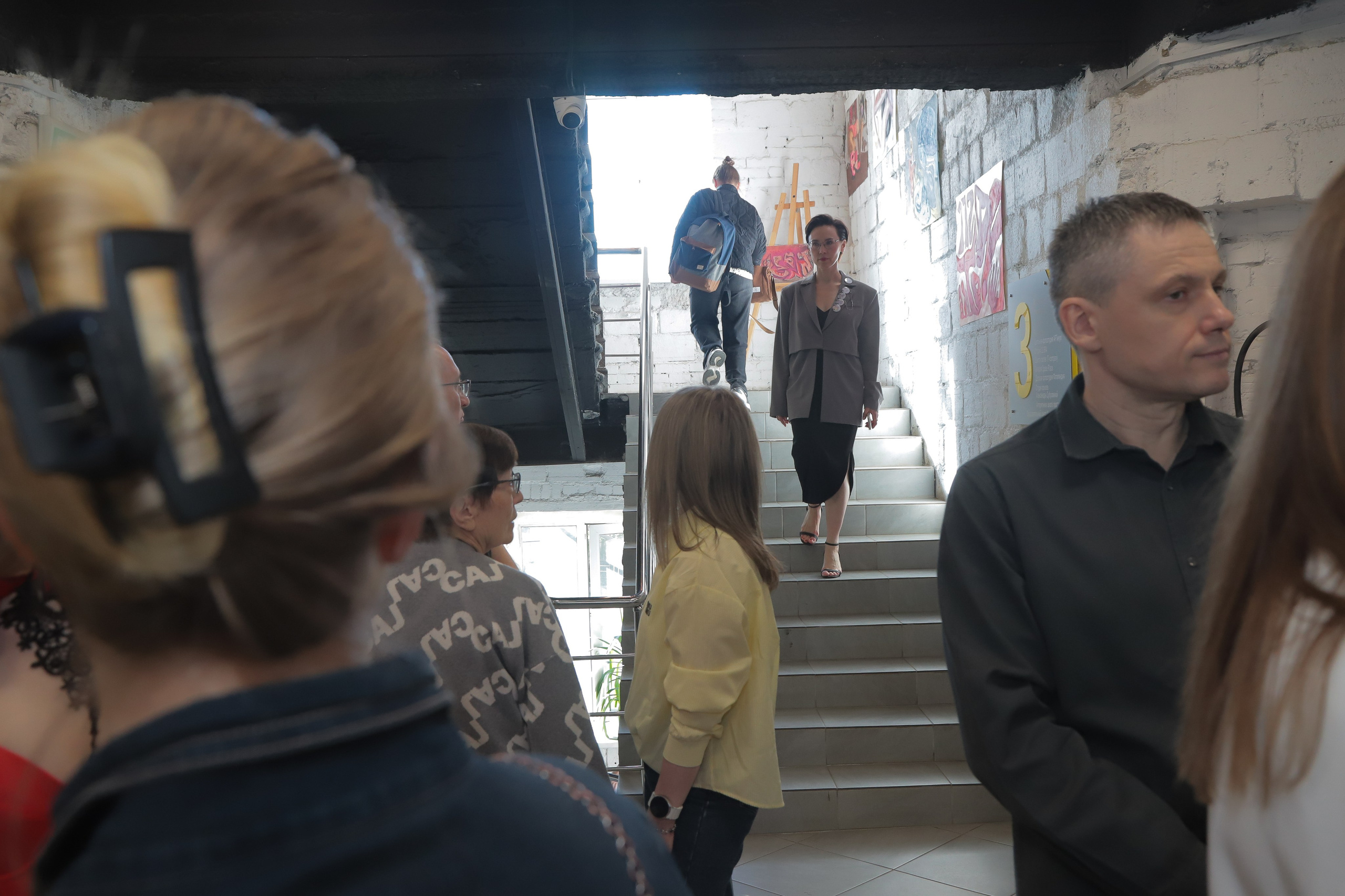 Выставка — проект «Мы начинаем путь!». АРТИКУЛ. Выпускные альбомы Нижний Тагил