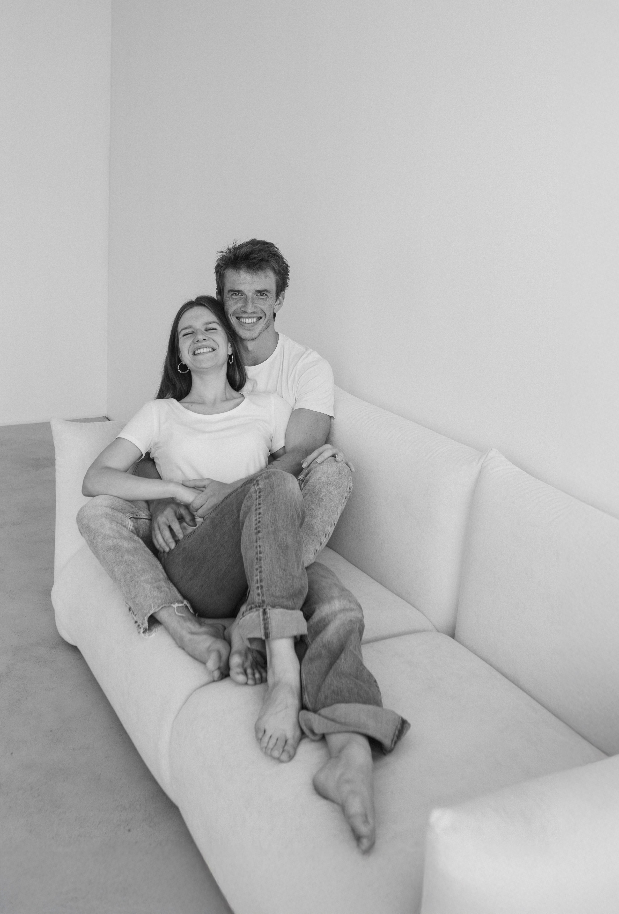 Настя и Стас. Студия. Минимализм. Портретный фотограф в Минске