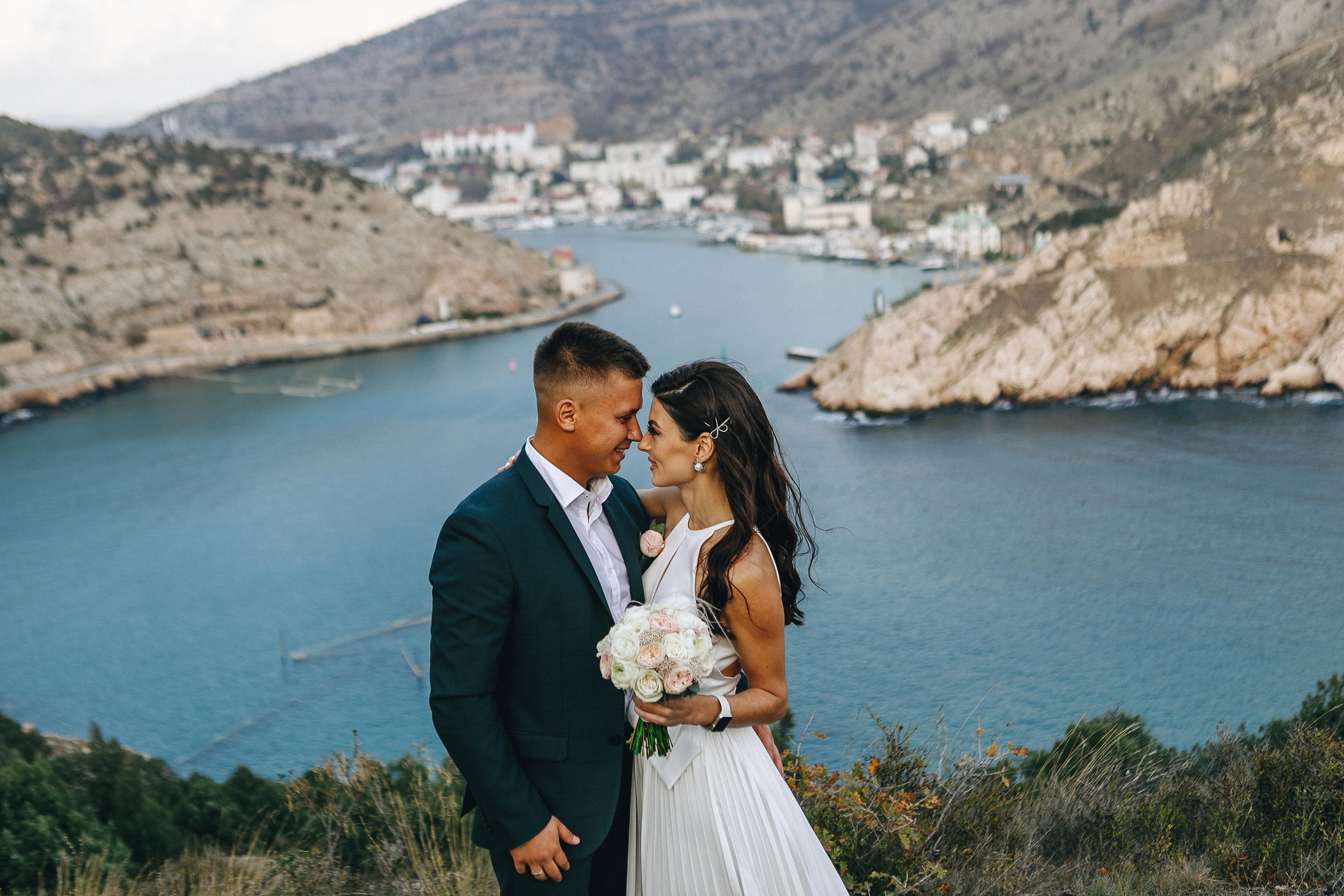 Свадьба в Бухте Балаклава. Крым фото, отдых Крым, Севастополь фото, Свадьба фото, Олег Горбатко