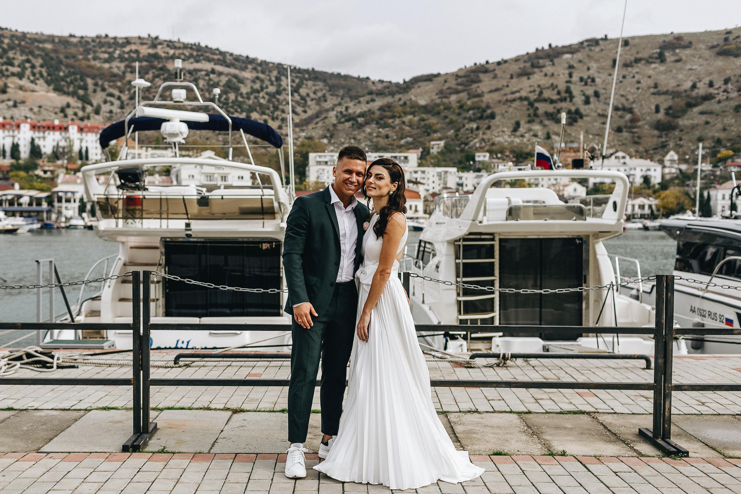 Свадьба в Бухте Балаклава. Крым фото, отдых Крым, Севастополь фото, Свадьба фото, Олег Горбатко