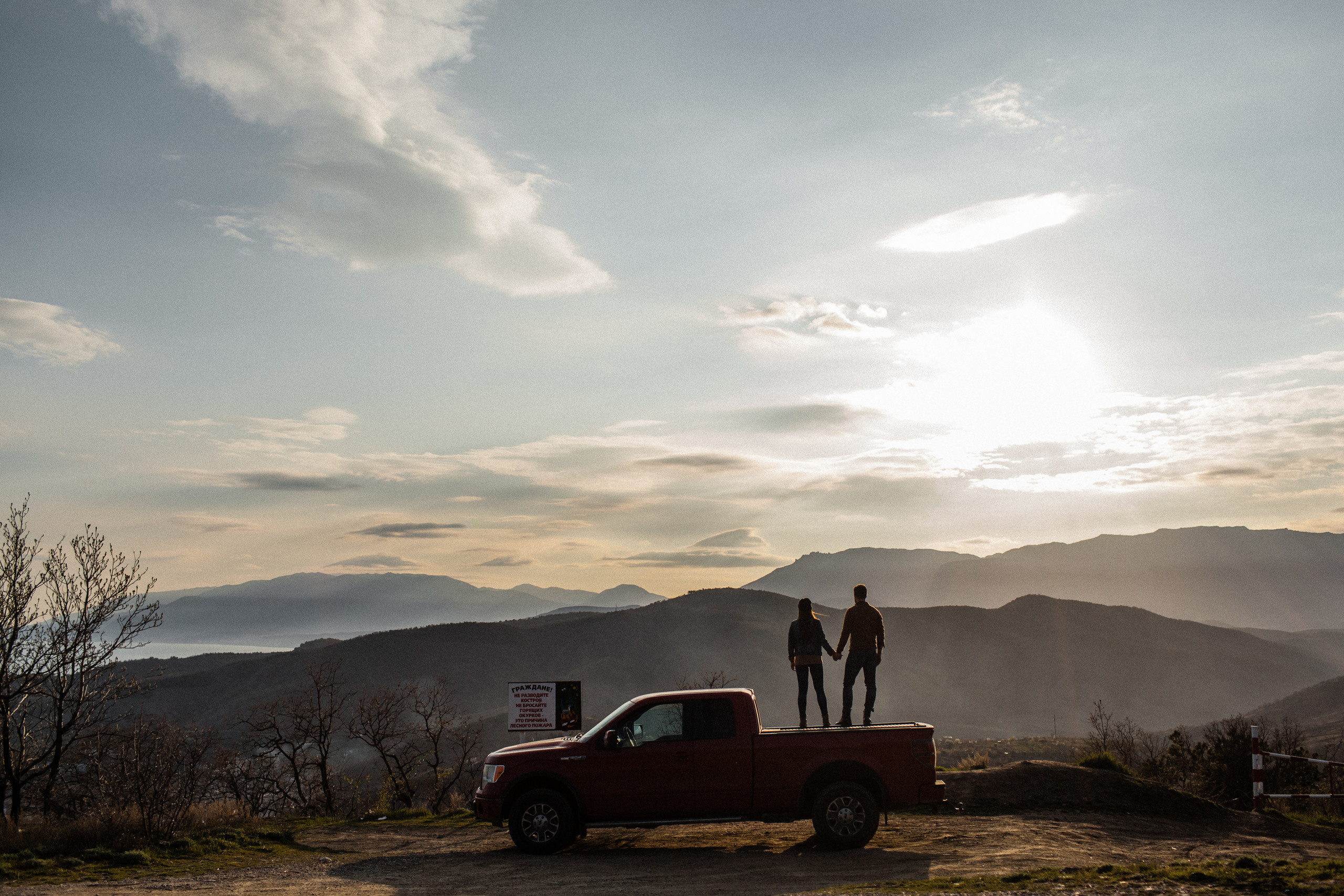 Прогулка на красном пикапе по Крыму. Крым фото, отдых Крым, Севастополь фото, Свадьба фото, Олег Горбатко