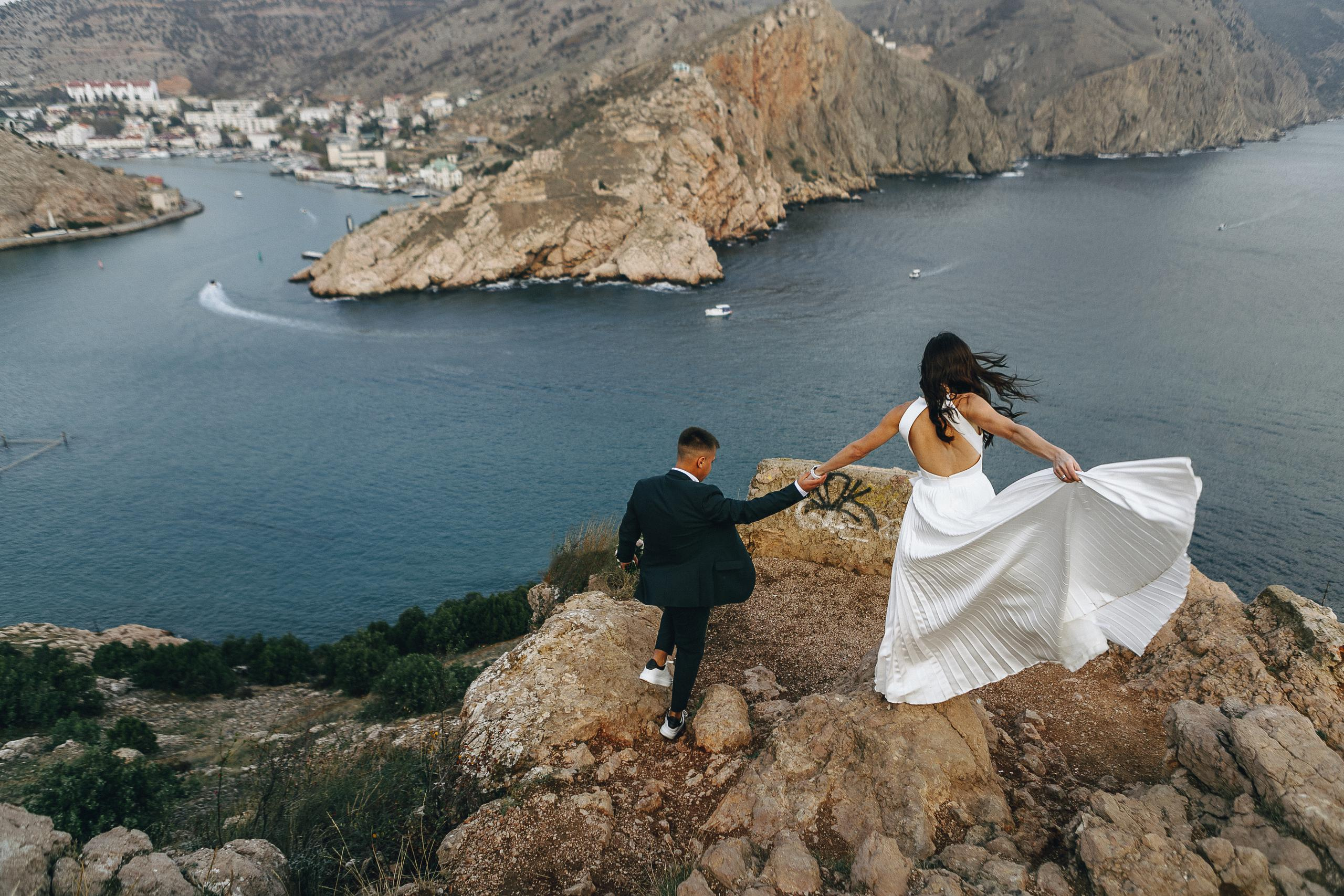 Свадьба в Бухте Балаклава. Крым фото, отдых Крым, Севастополь фото, Свадьба фото, Олег Горбатко