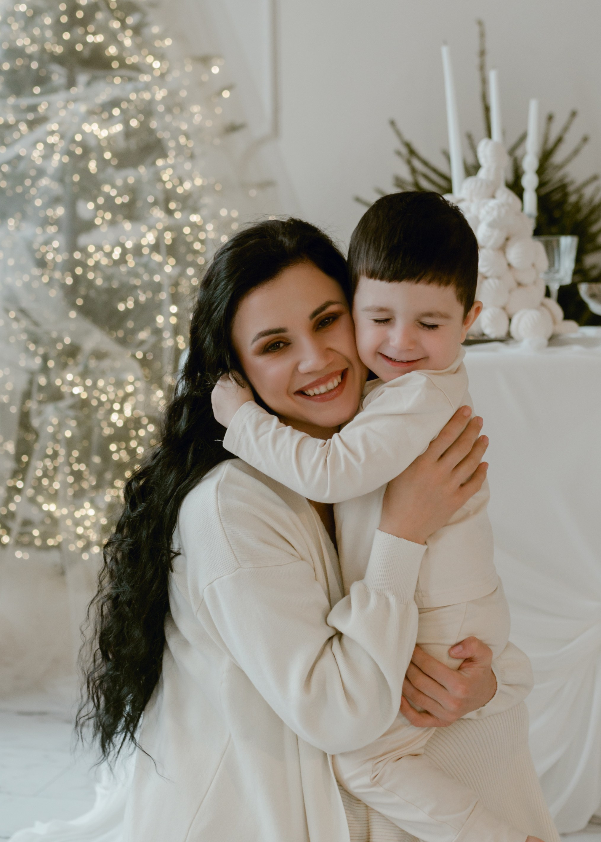 Екатерина, Тема и Ариша. Молоко студия. Свадебный фотограф в городе Минск Крохмалюк Анна