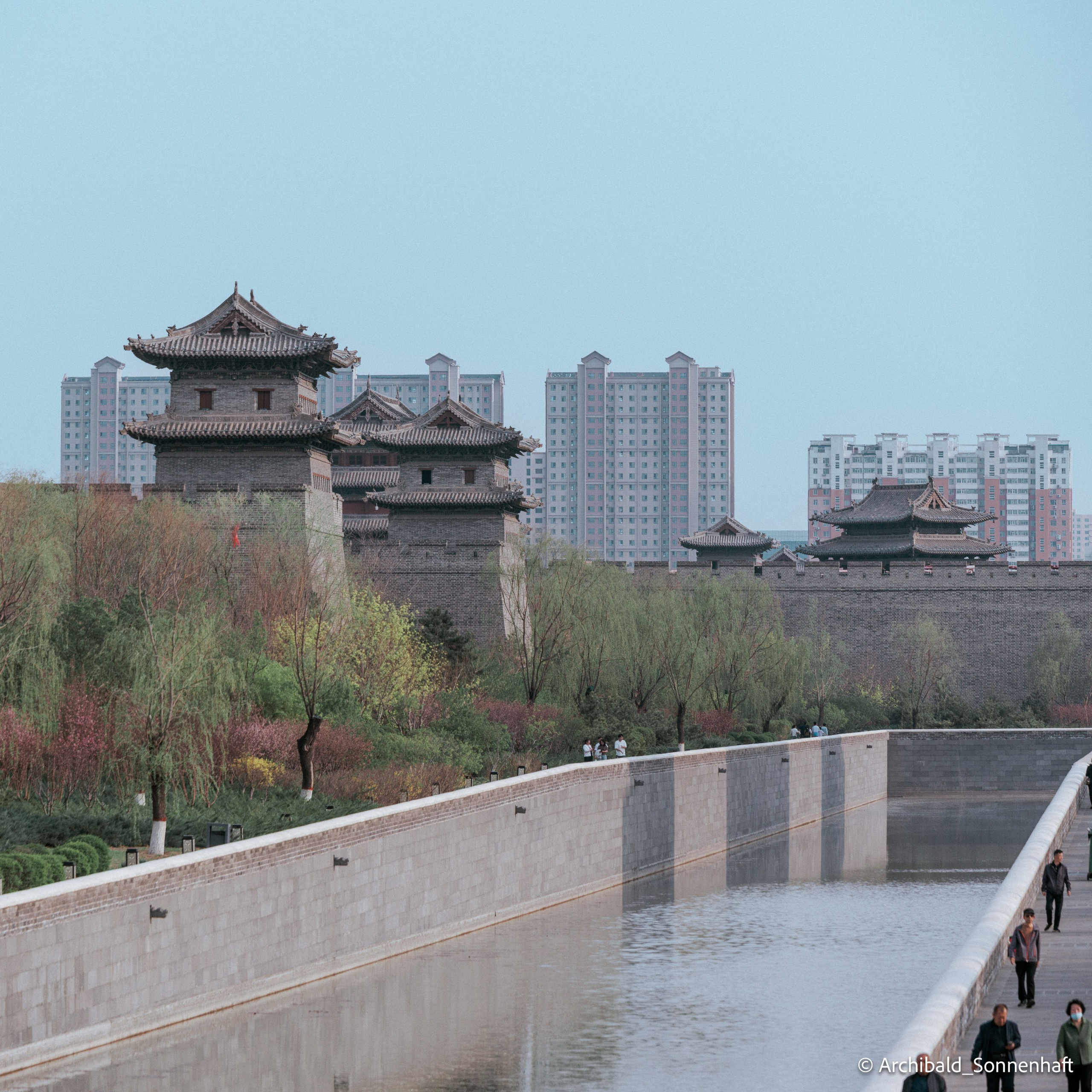 Datong. Photographer in Guangzhou, China. Archibald Sonnenhaft