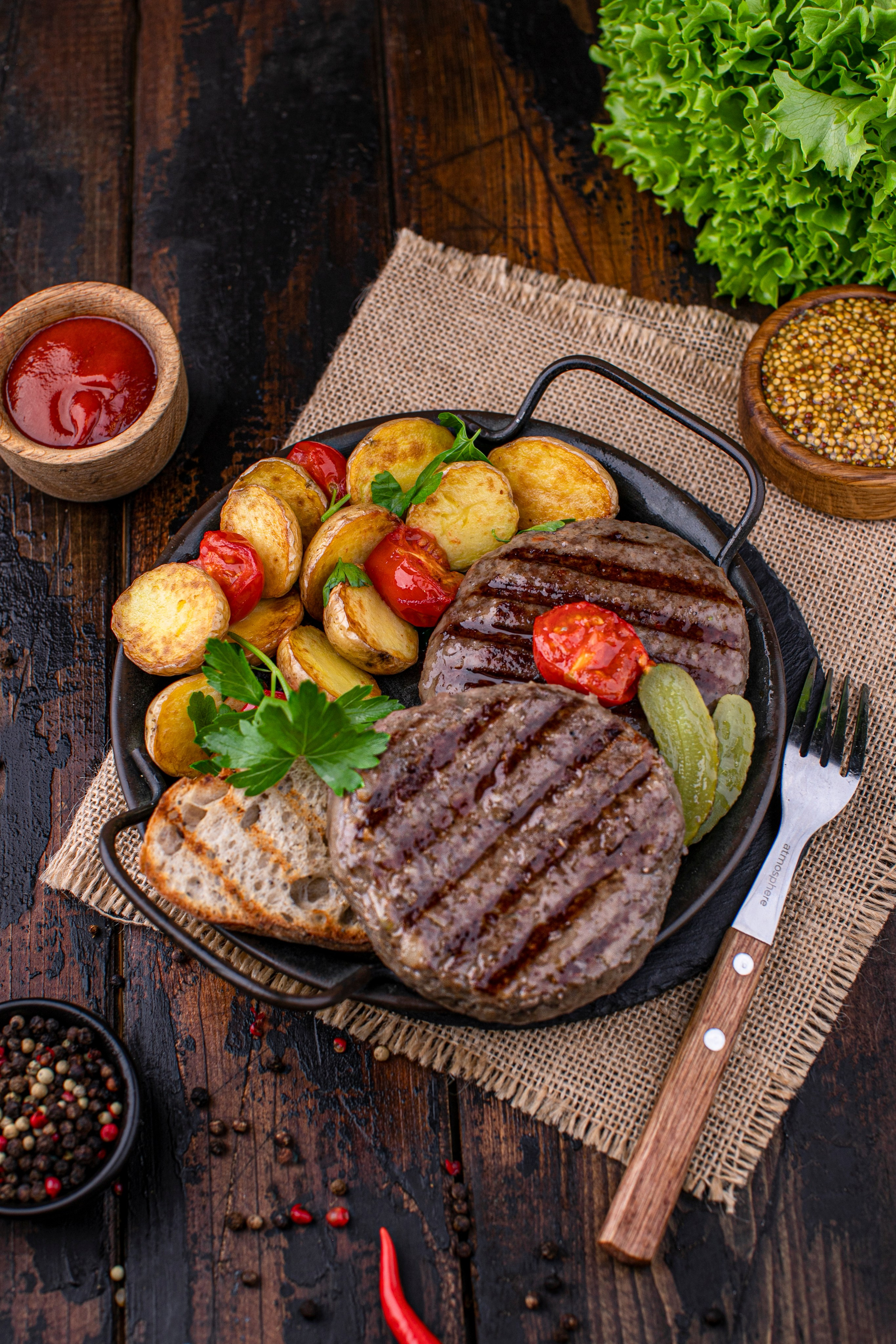 Белоозеро — крафтовая мясная продукция. Фуд фотограф. Съемка еды в Москве