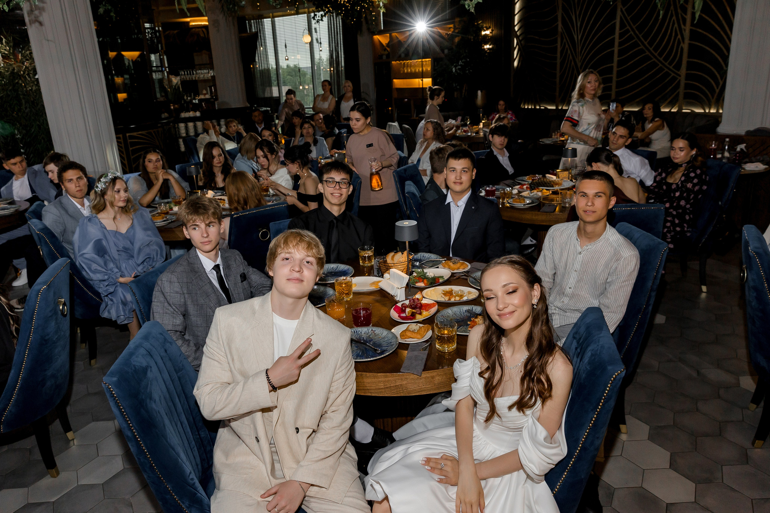 ВЫПУСКНОЙ CHEESERIA-Гимназия 33. Свадебный и семейный фотограф Динар Гильмутдинов