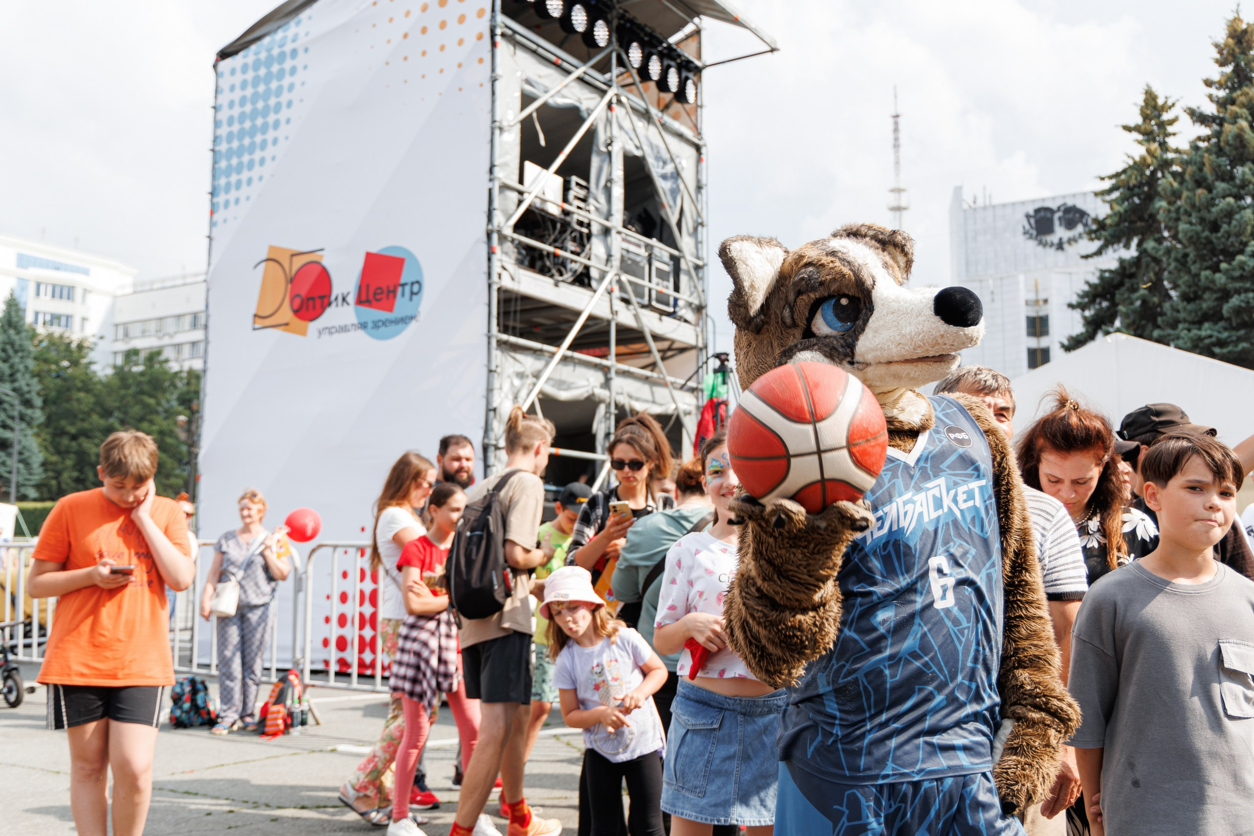 Оптик Центр | праздник в честь 25-и летия