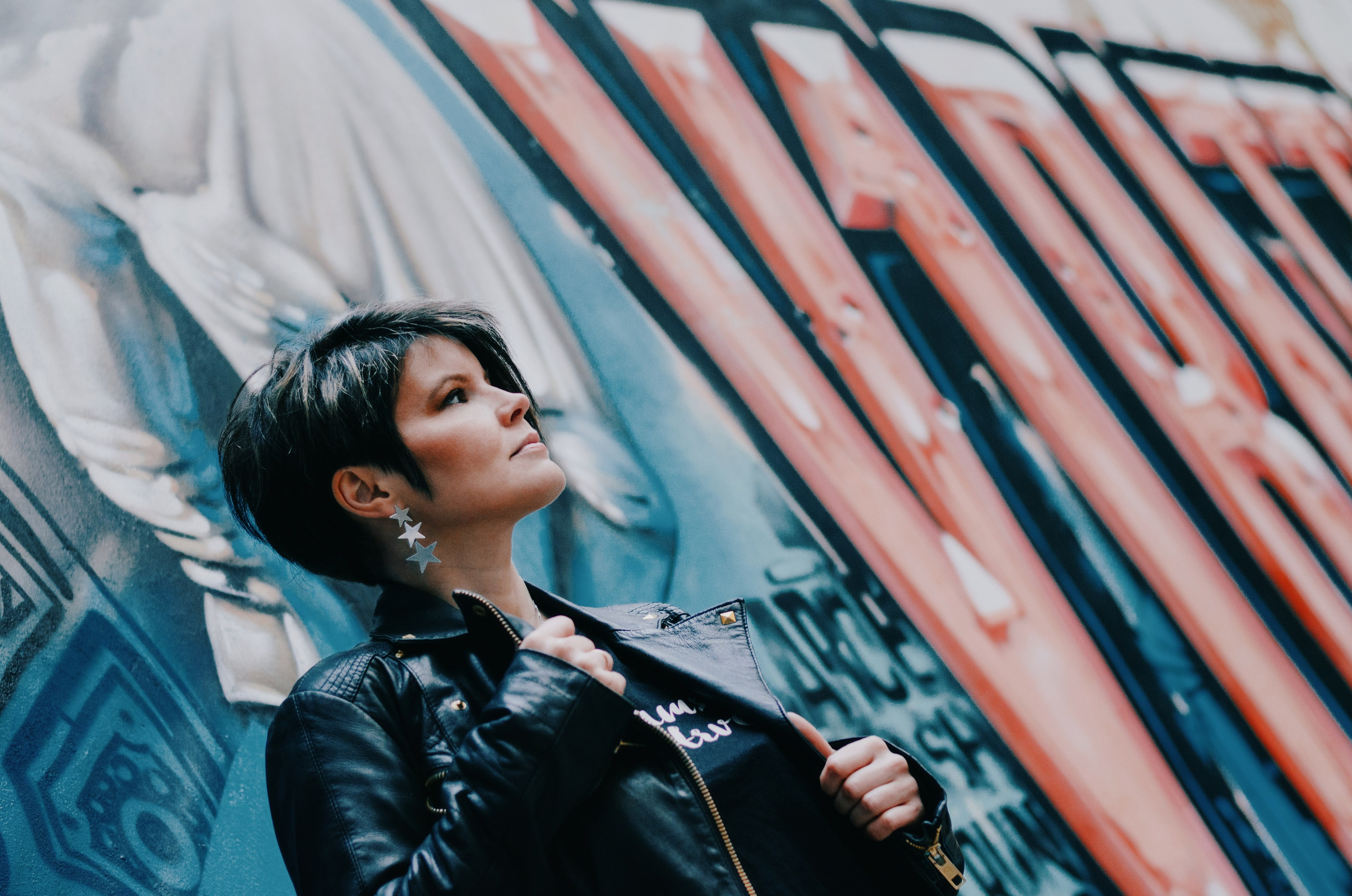 Фотопрогулка с Л. в ее новом образе. Портретный и репортажный фотограф в Санкт-Петербурге Варвара Жукова