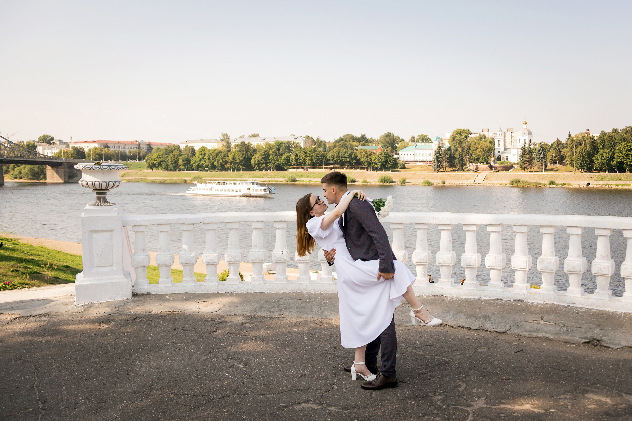 Свадебная прогулка (color version). Фотограф в Твери и Москве Юлия Бахтамова